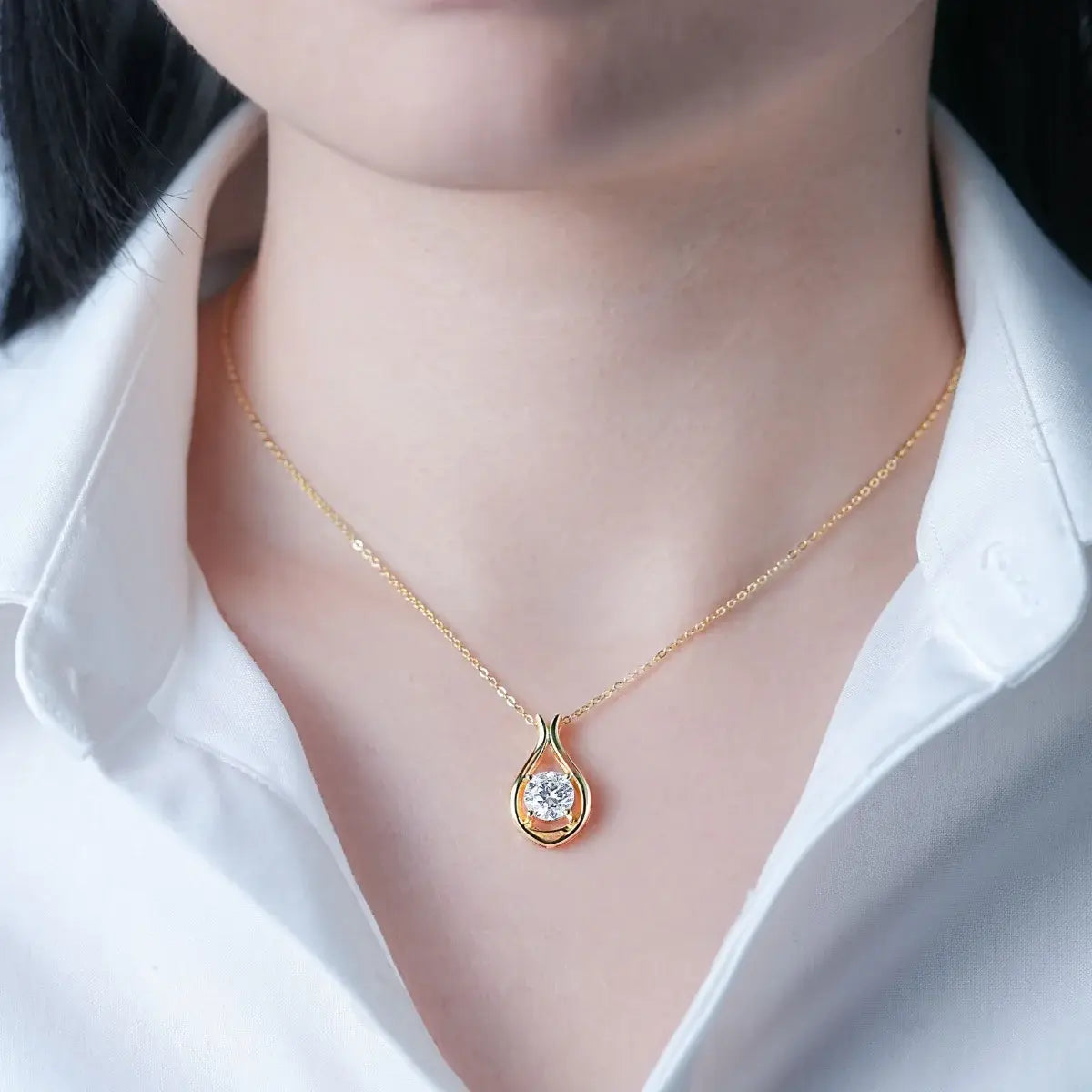 2 Carat Moissanite 925 Sterling Silver Pendant Necklace - Trendsi - Flyclothing LLC