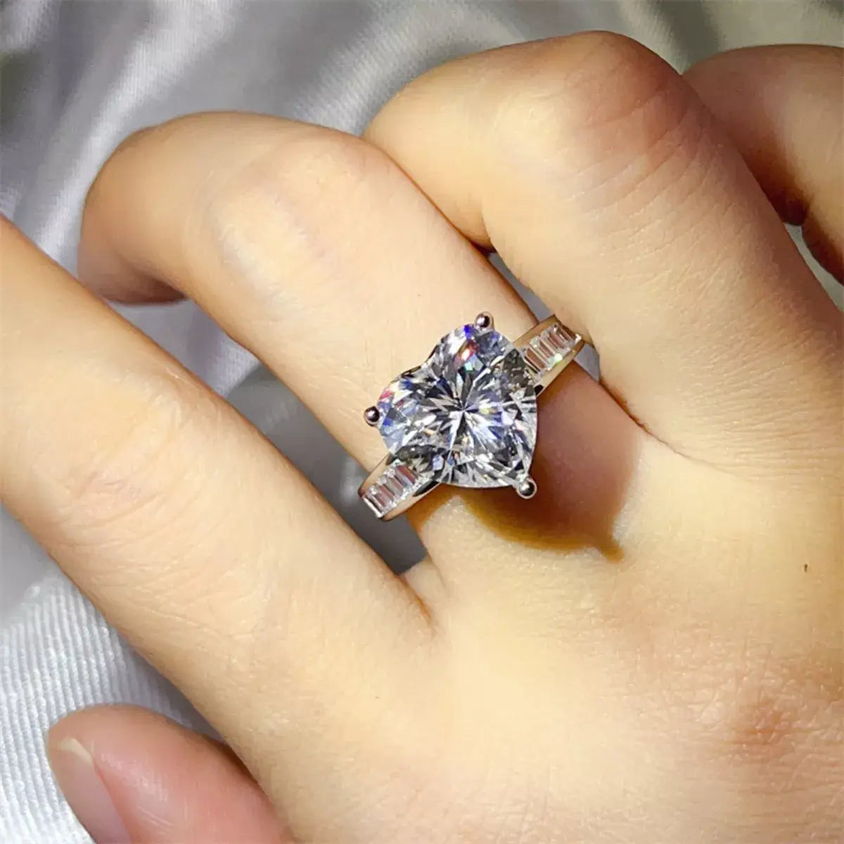 5 Carat Moissanite 925 Sterling Silver Heart Ring - Trendsi - Flyclothing LLC