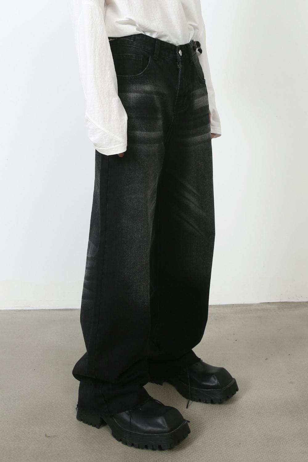 Men's Frayed Hem Jeans - Trendsi - Flyclothing LLC