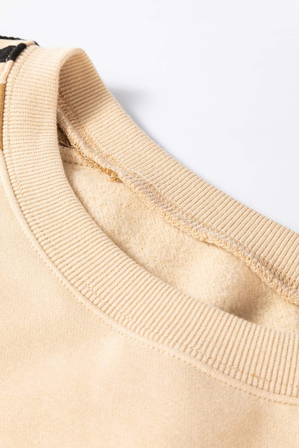 Contrast Round Neck Long Sleeve Sweatshirt - Trendsi - Flyclothing LLC