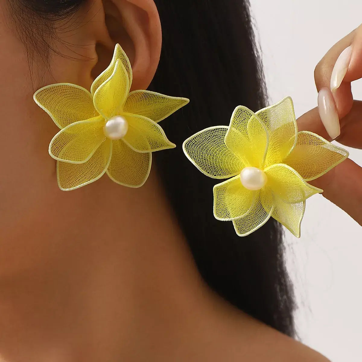 Flower Pearl Stud Earrings - Trendsi - Flyclothing LLC
