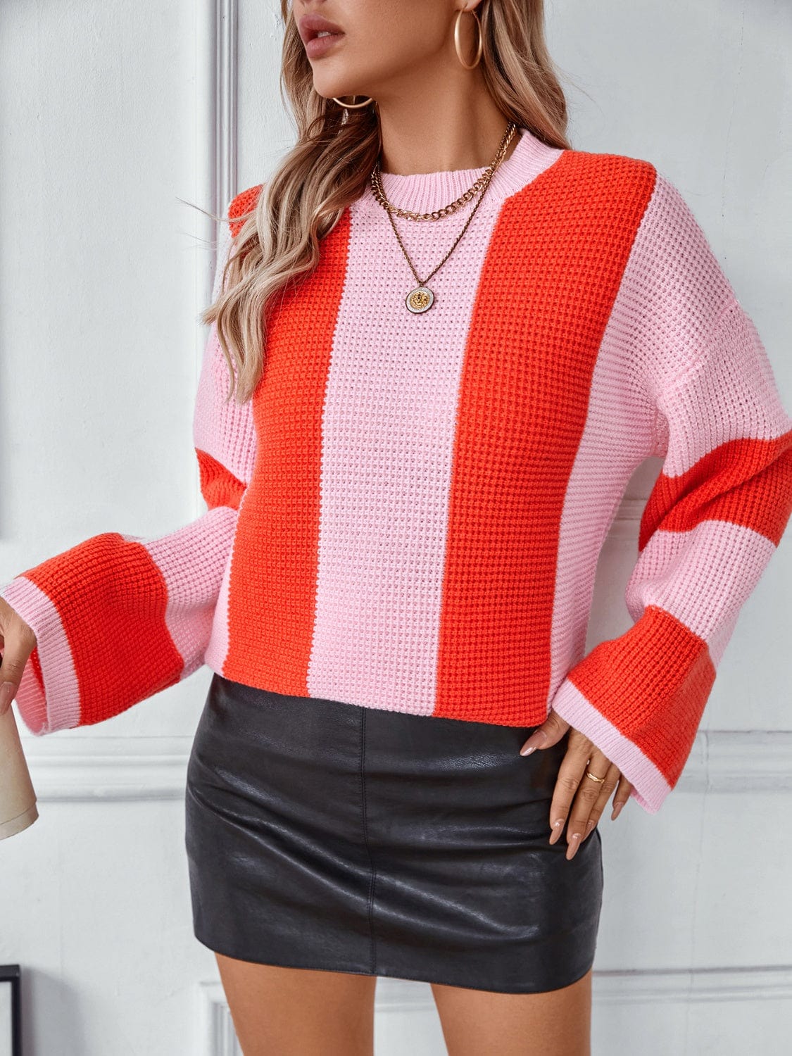 Color Block Round Neck Long Sleeve Sweater - Trendsi