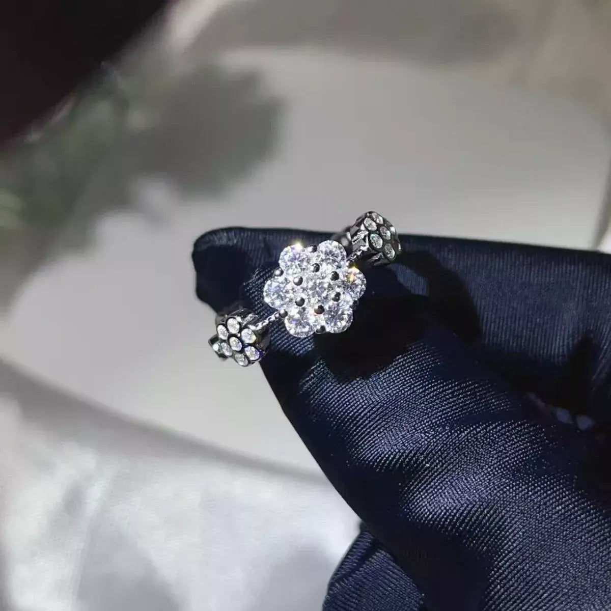 925 Sterling Silver Moissanite Flower Ring - Trendsi - Flyclothing LLC