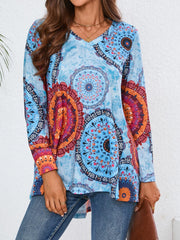 Geometric Printed V-Neck Long Sleeve T-Shirt - Trendsi