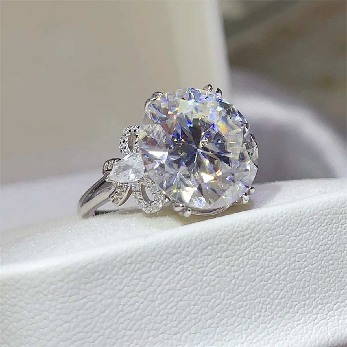 10 Carat Moissanite 925 Sterling Silver Ring - Trendsi - Flyclothing LLC