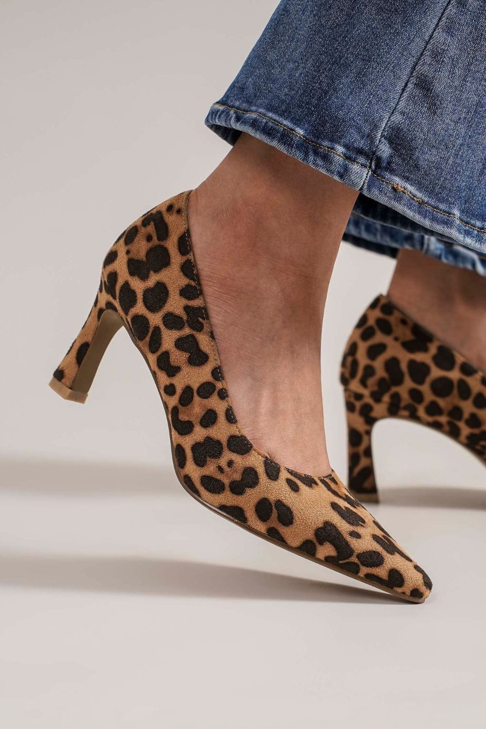 Beast Fashion Faux Suede Leopard Point Toe Pumps - Trendsi