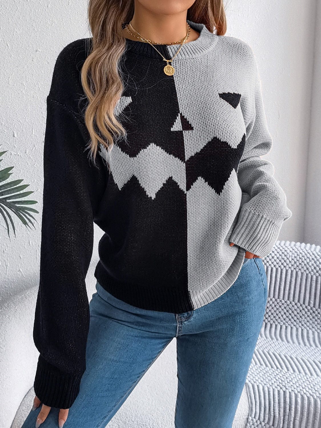 Contrast Round Neck Long Sleeve Sweater - Trendsi