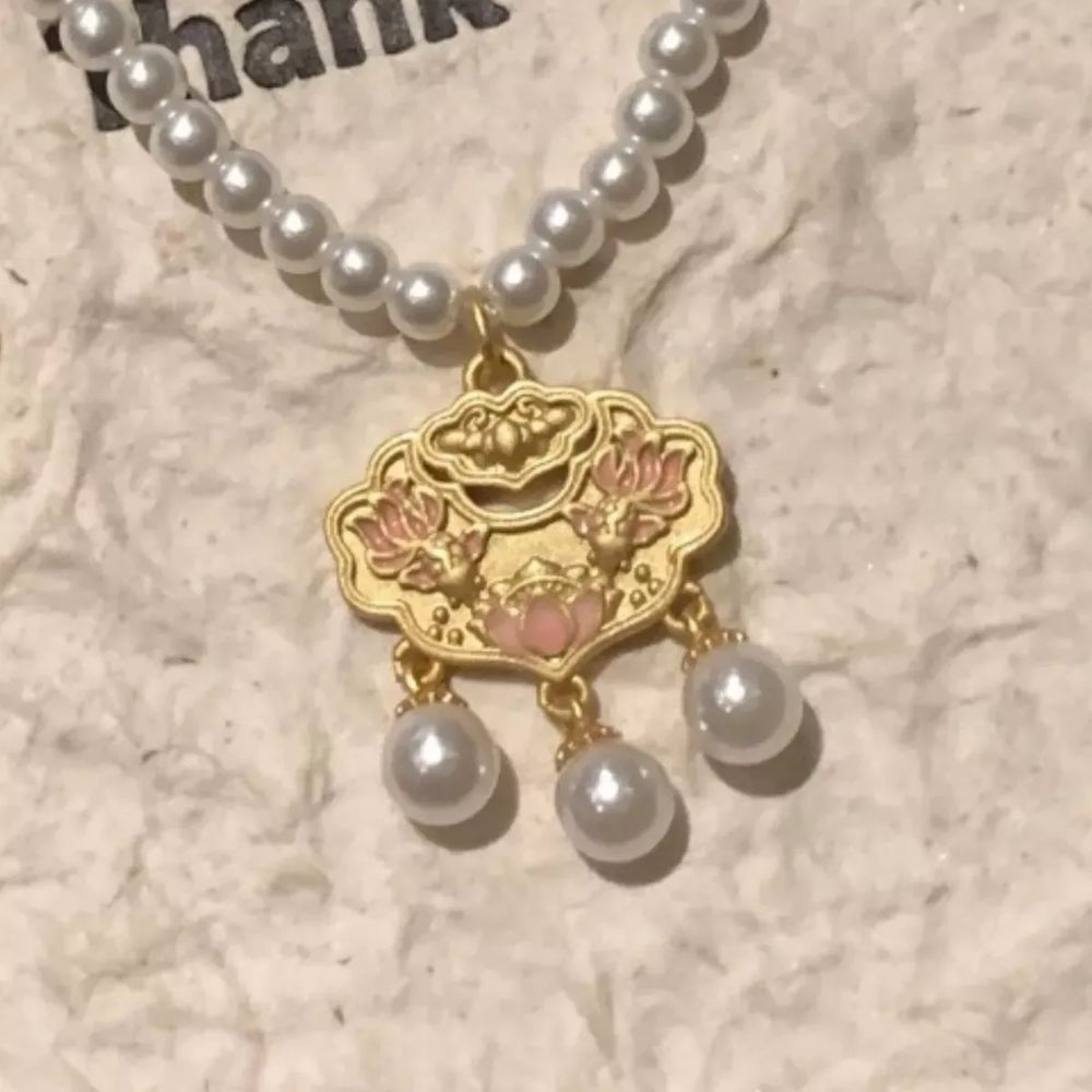 18K Gold-Plated Lotus Pendant Necklace - Trendsi - Flyclothing LLC