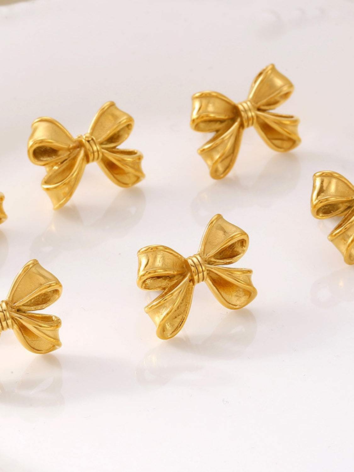 3 Piece Pearl Necklace, Bow Necklace and Stud Earrings Jewelry Set - Trendsi - Flyclothing LLC