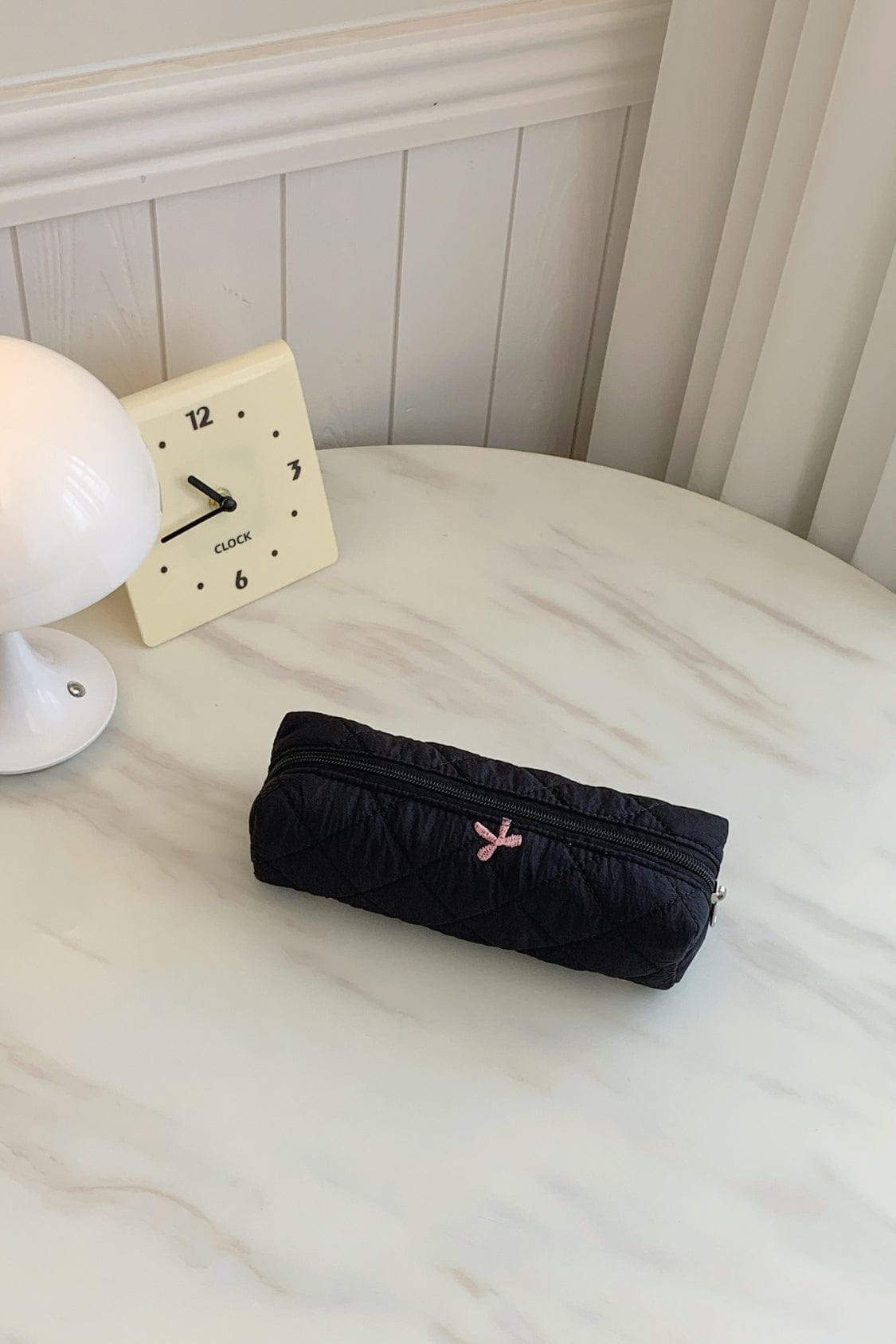 Bow Embroidered Quilted Storage Bag - Trendsi