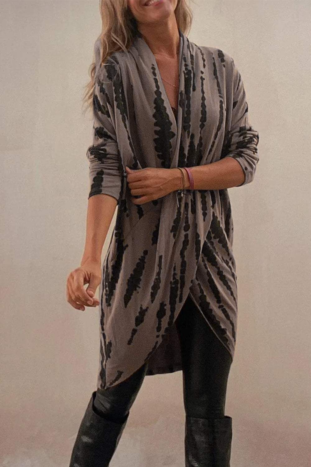 Full Size Contrast Long Sleeve Longline Top - Trendsi - Flyclothing LLC