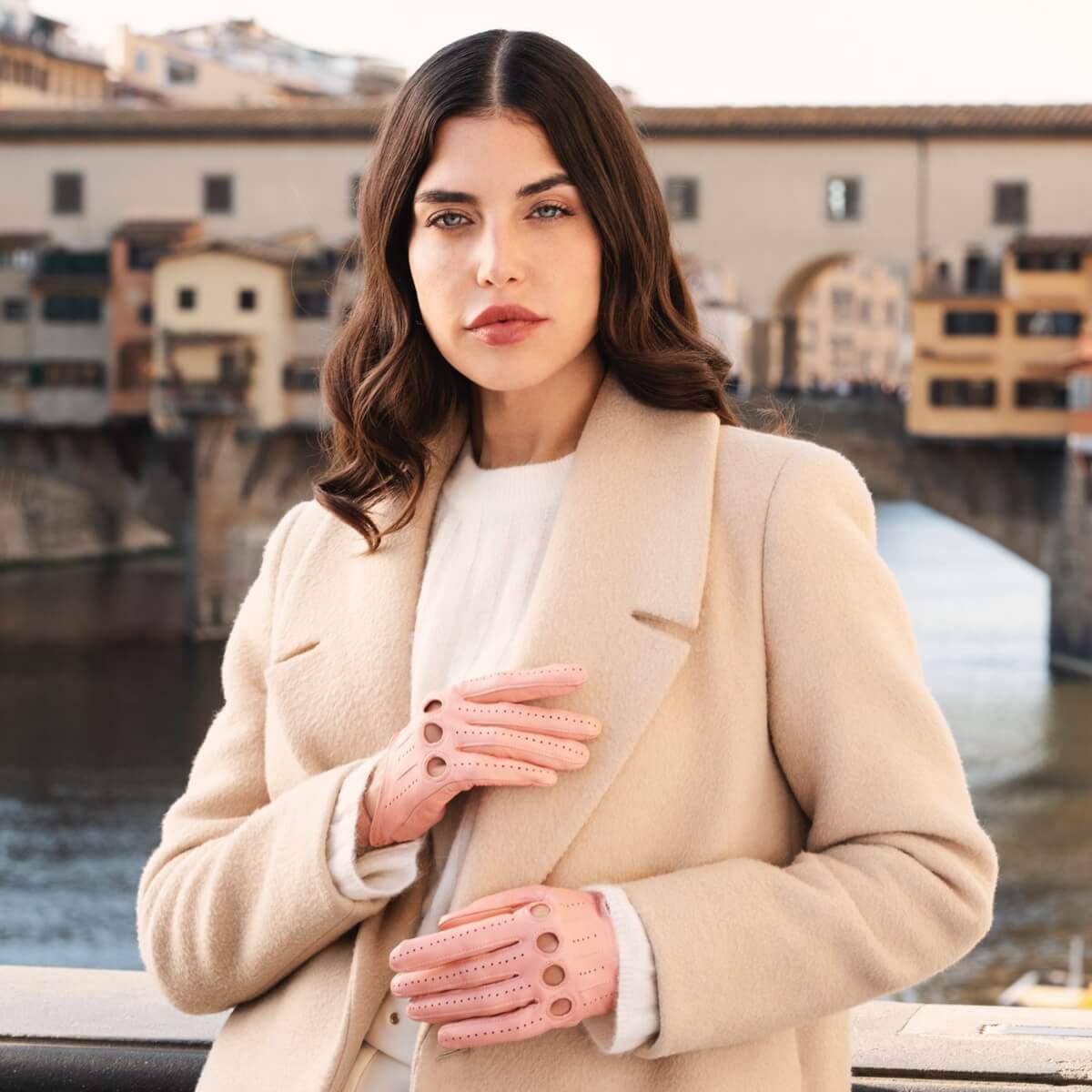 Alessa (pink) - Classic Italian lambskin leather driving gloves