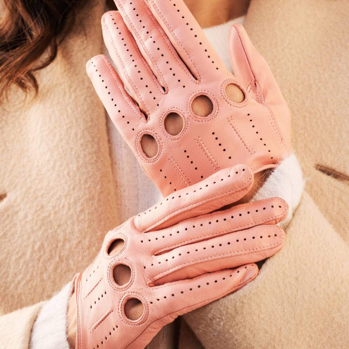 Alessa (pink) - Classic Italian lambskin leather driving gloves
