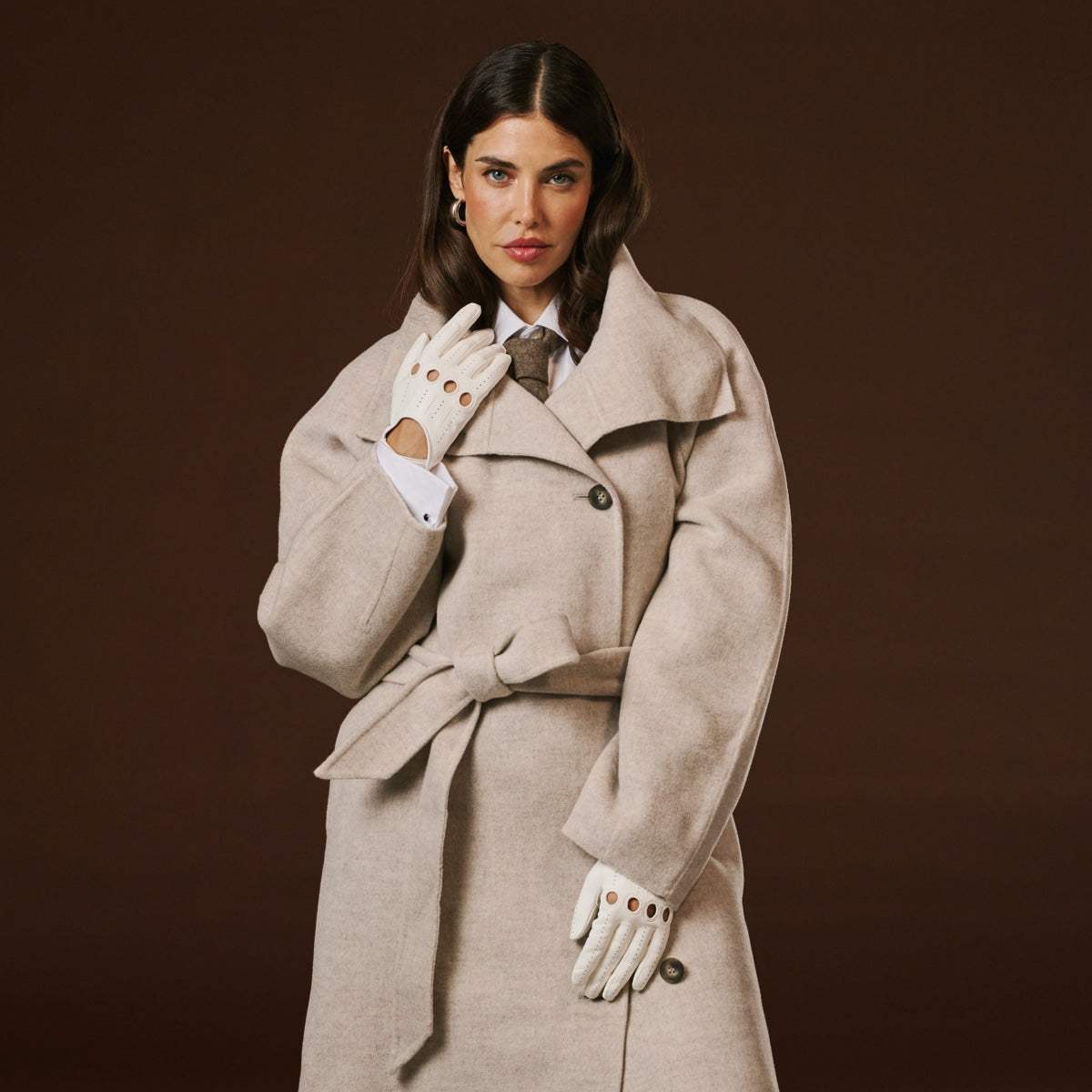 Alessa (white) - Classic Italian lambskin leather driving gloves - Leather Gloves Online - Flyclothing LLC
