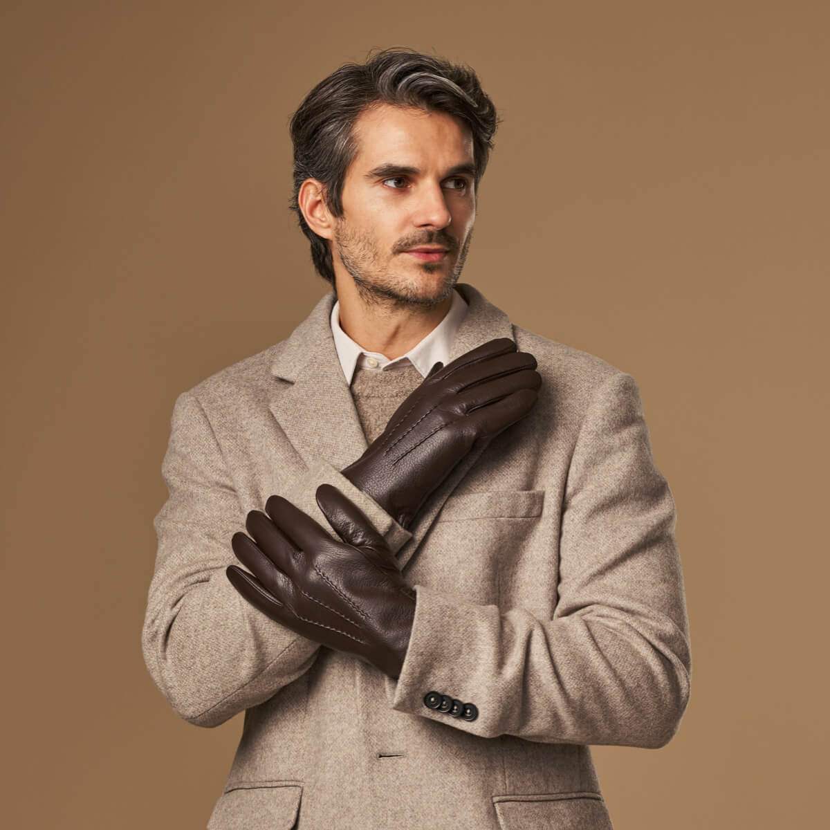 Benjamin (brown) – Thick goatskin leather gloves with warm lambswool lining & touchscreen feature - Leather Gloves Online - Flyclothing LLC