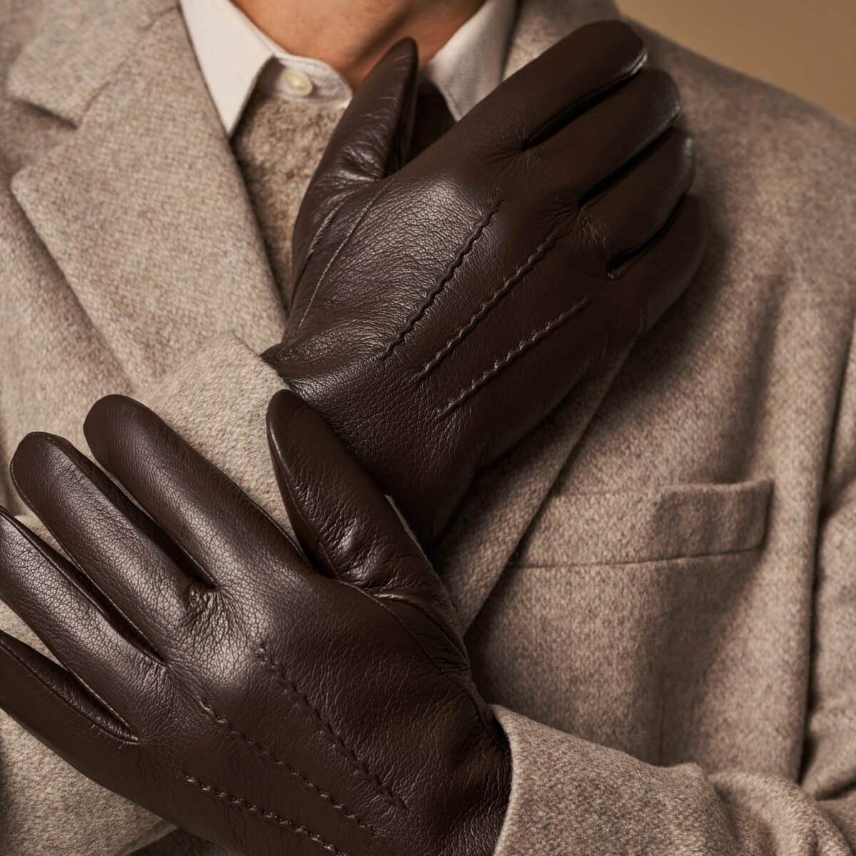Benjamin (brown) – Thick goatskin leather gloves with warm lambswool lining & touchscreen feature - Leather Gloves Online - Flyclothing LLC