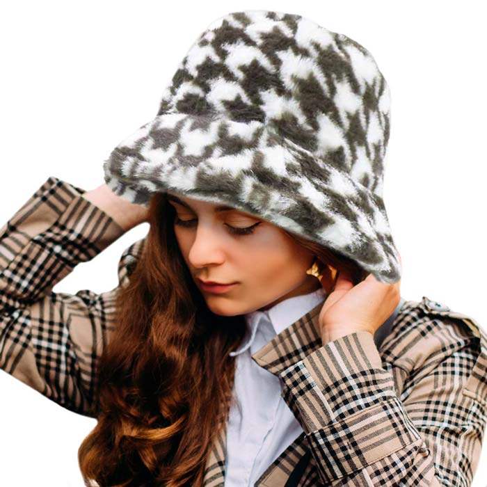 Houndstooth Patterned Faux Fur Bucket Hat - Madeline Love - Flyclothing LLC