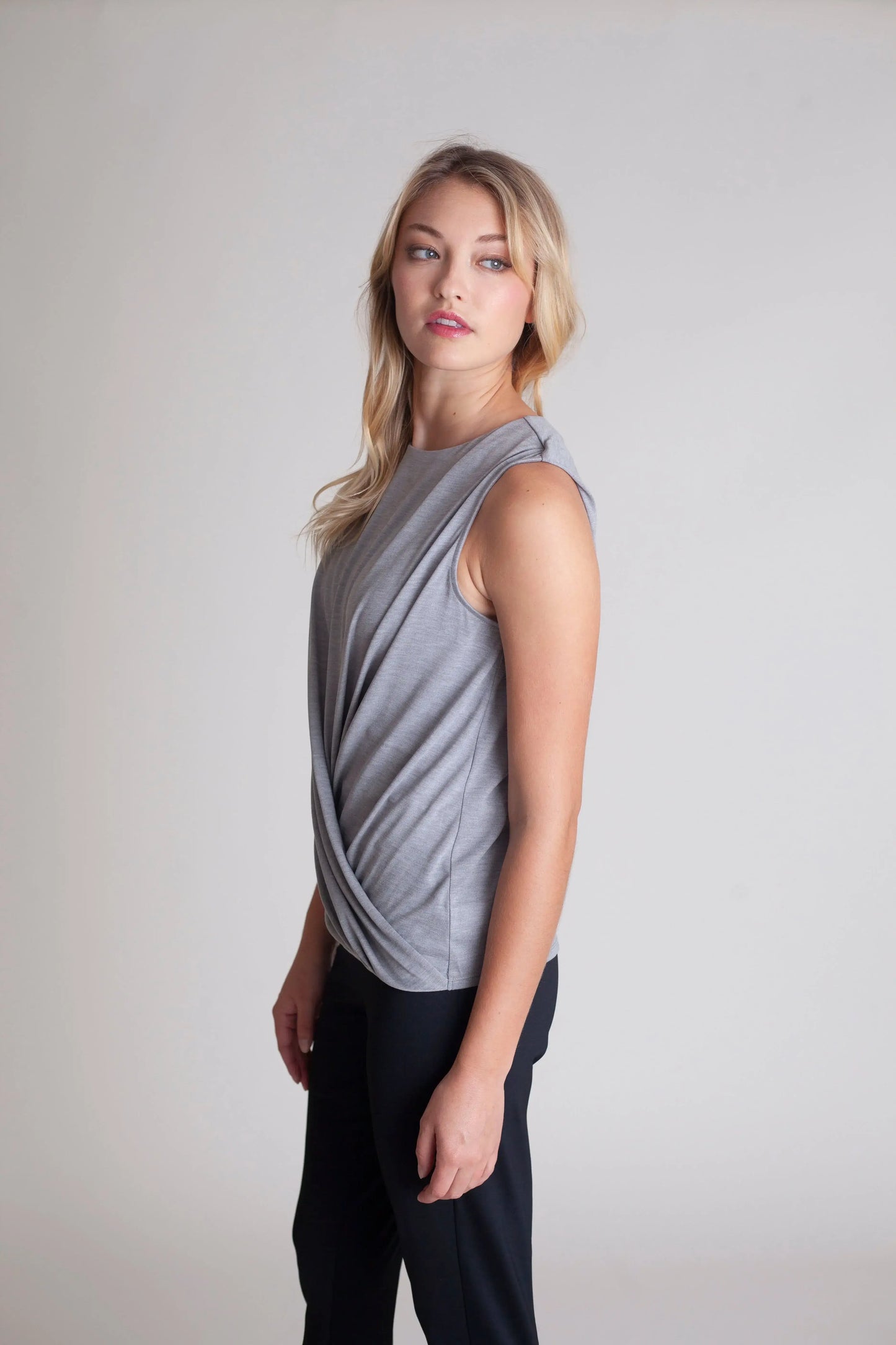 Boss (Babe) T-Shirt - Heather Gray - Buki - Flyclothing LLC