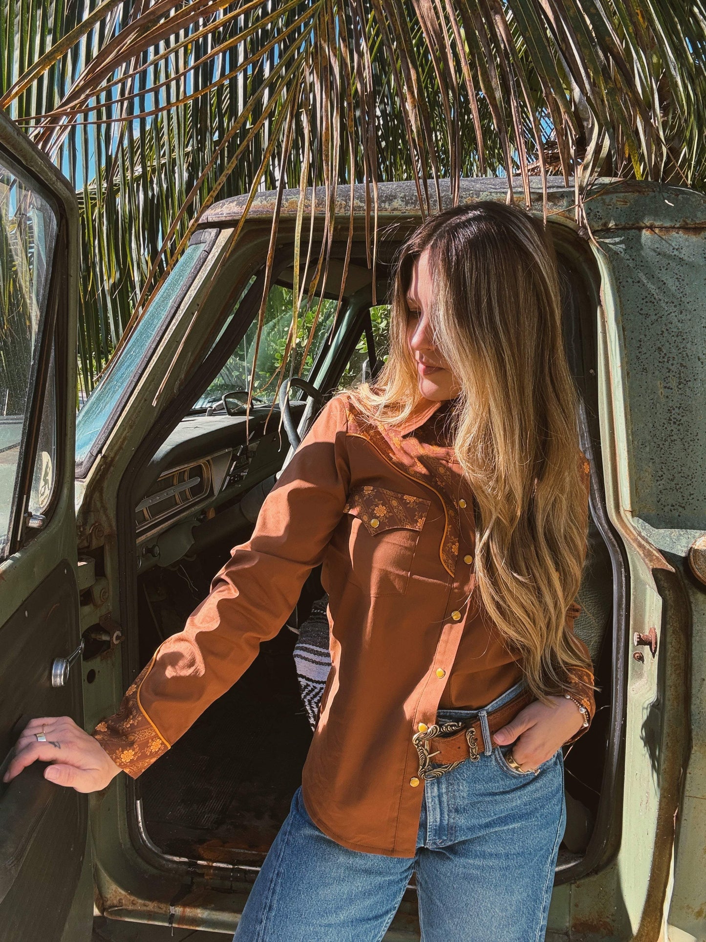 John Wayne Western Pearl Snap Button Up Top In Brown - Lil Bee's Bohemian - Flyclothing LLC