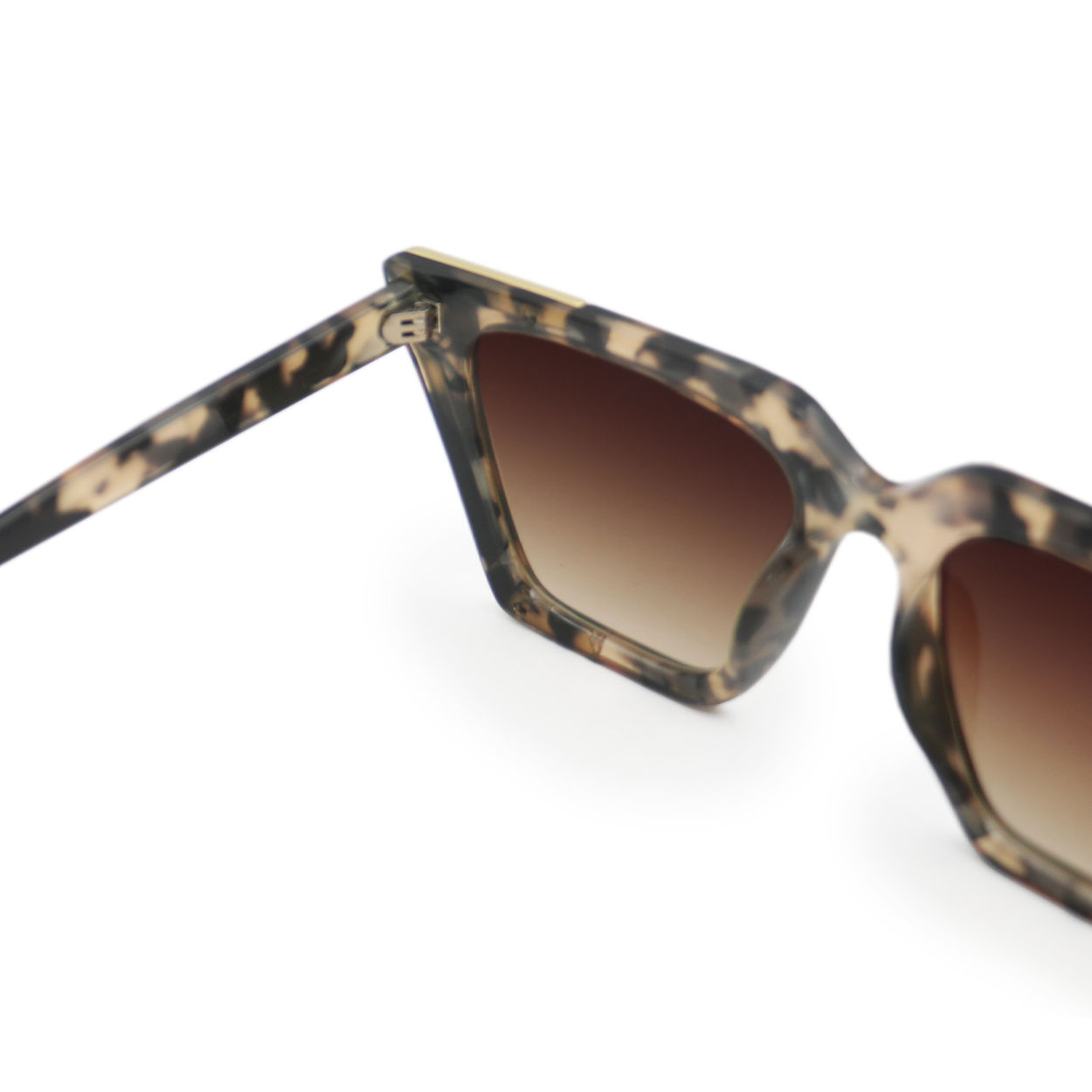The CEO - Sustainable Tortoise Frame Brown Lens Cateye Sunglasses - TopFoxx - Flyclothing LLC