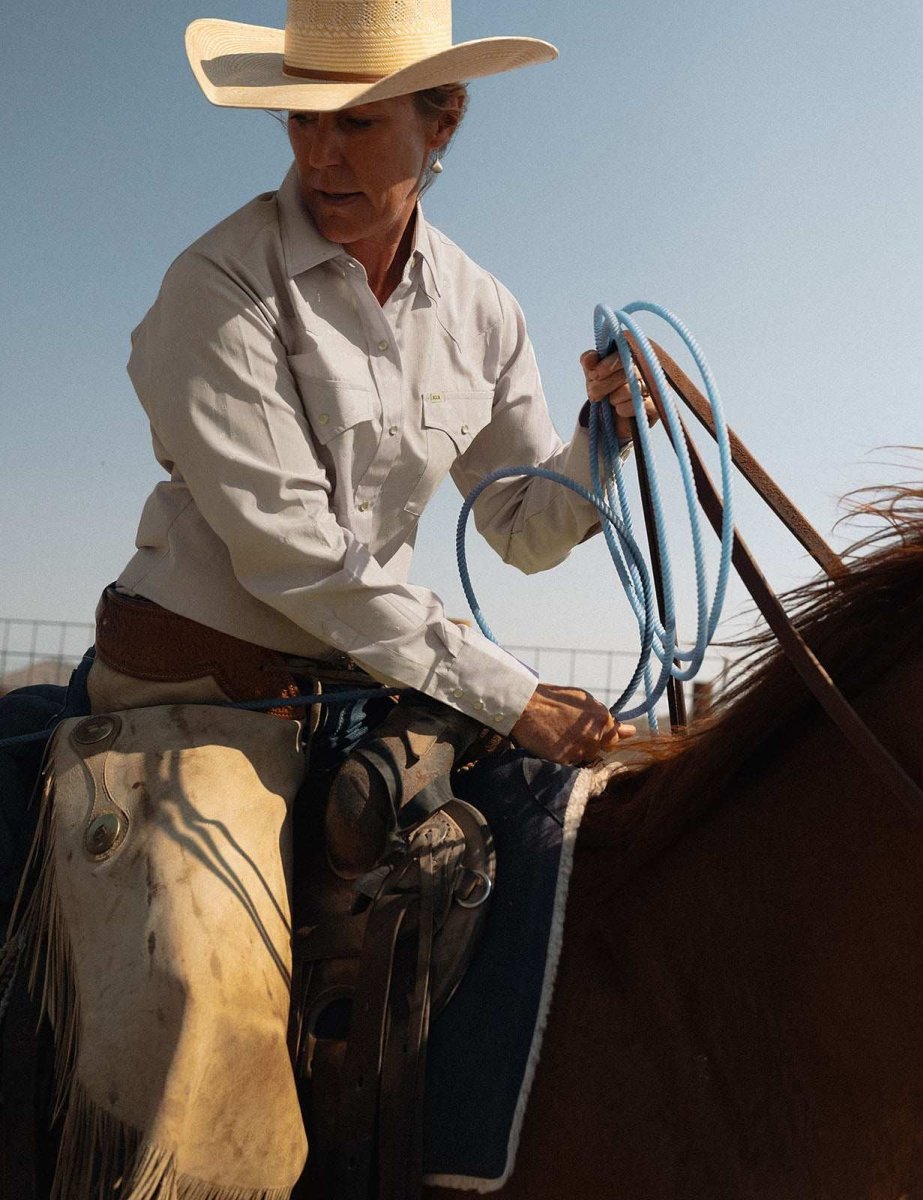 Women's Cowboygirl West Texas Dust Solid Granddaddy Snap Shirt - Ely Cattleman - Flyclothing LLC