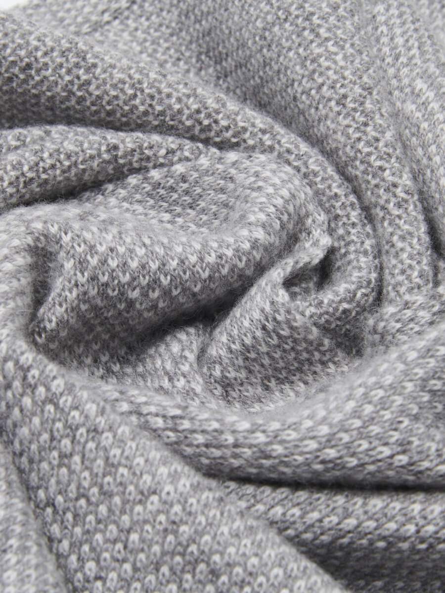 Riccardo (grey & white) - Italian 100% cashmere scarf with pattern