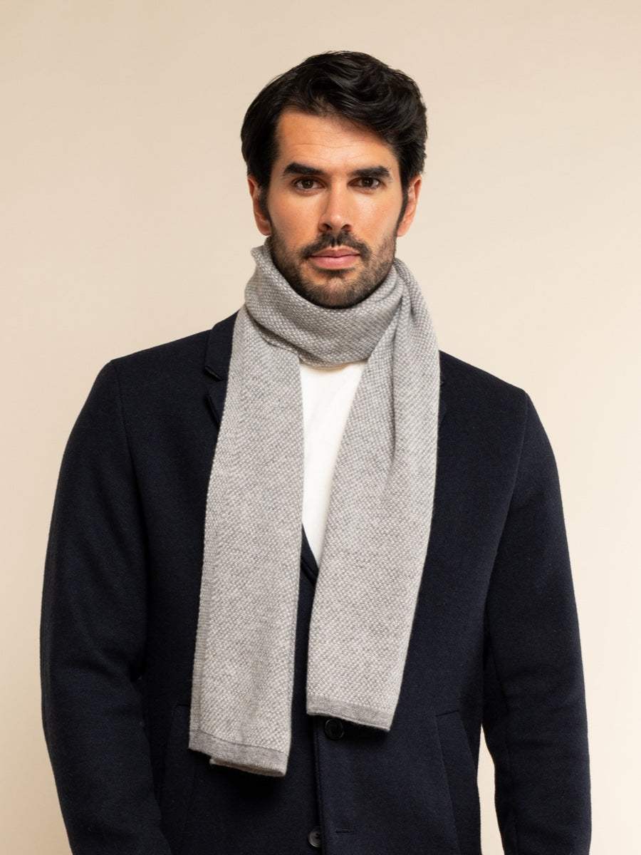 Riccardo (grey & white) - Italian 100% cashmere scarf with pattern
