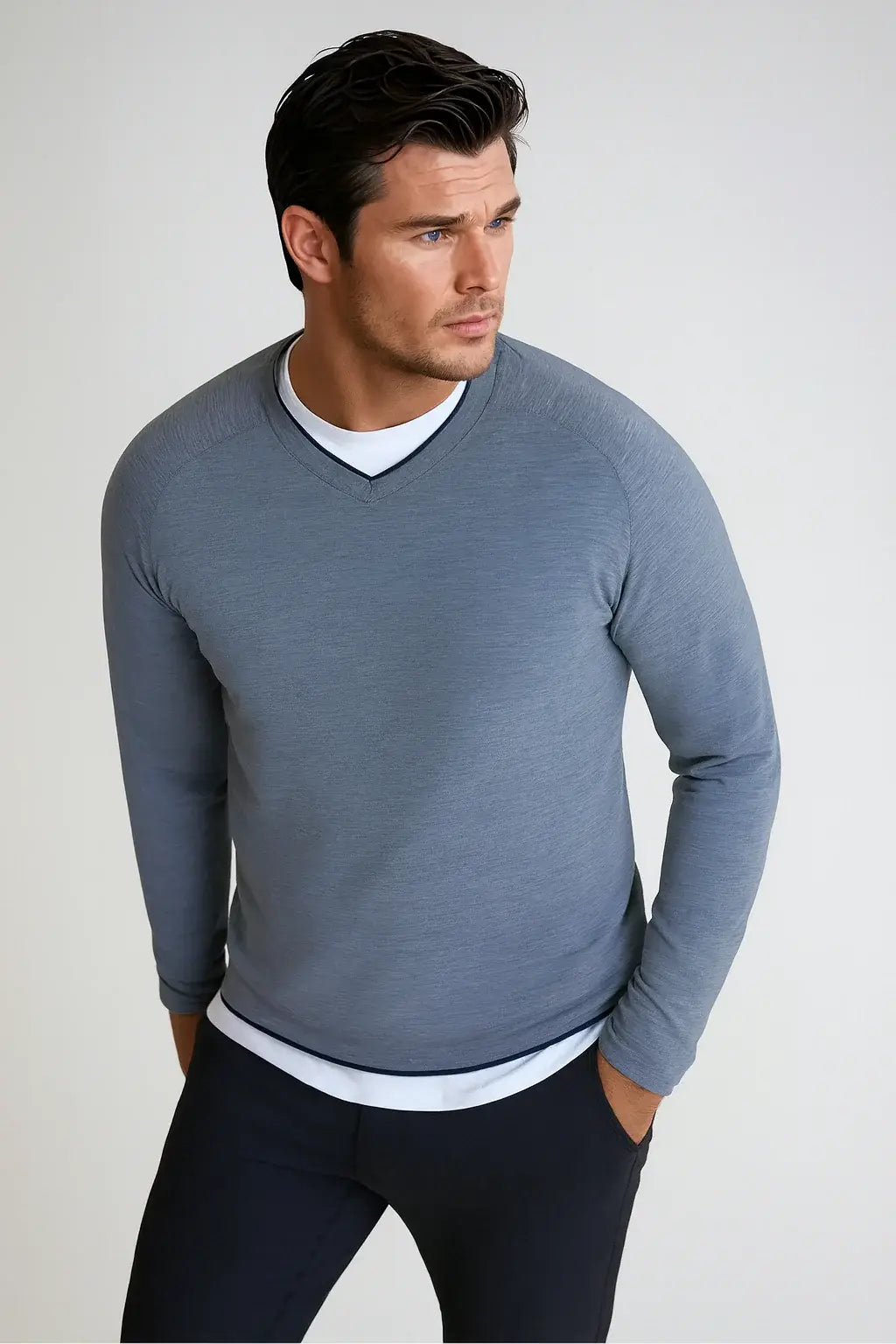 Seamless V-Neck Pullover Shirt - Buki - Flyclothing LLC