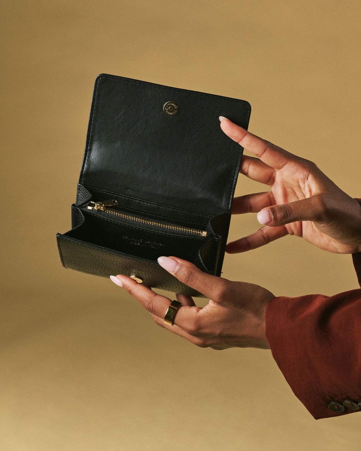Costanza (black) - Italian calf leather women’s wallet - Leather Gloves Online - Flyclothing LLC