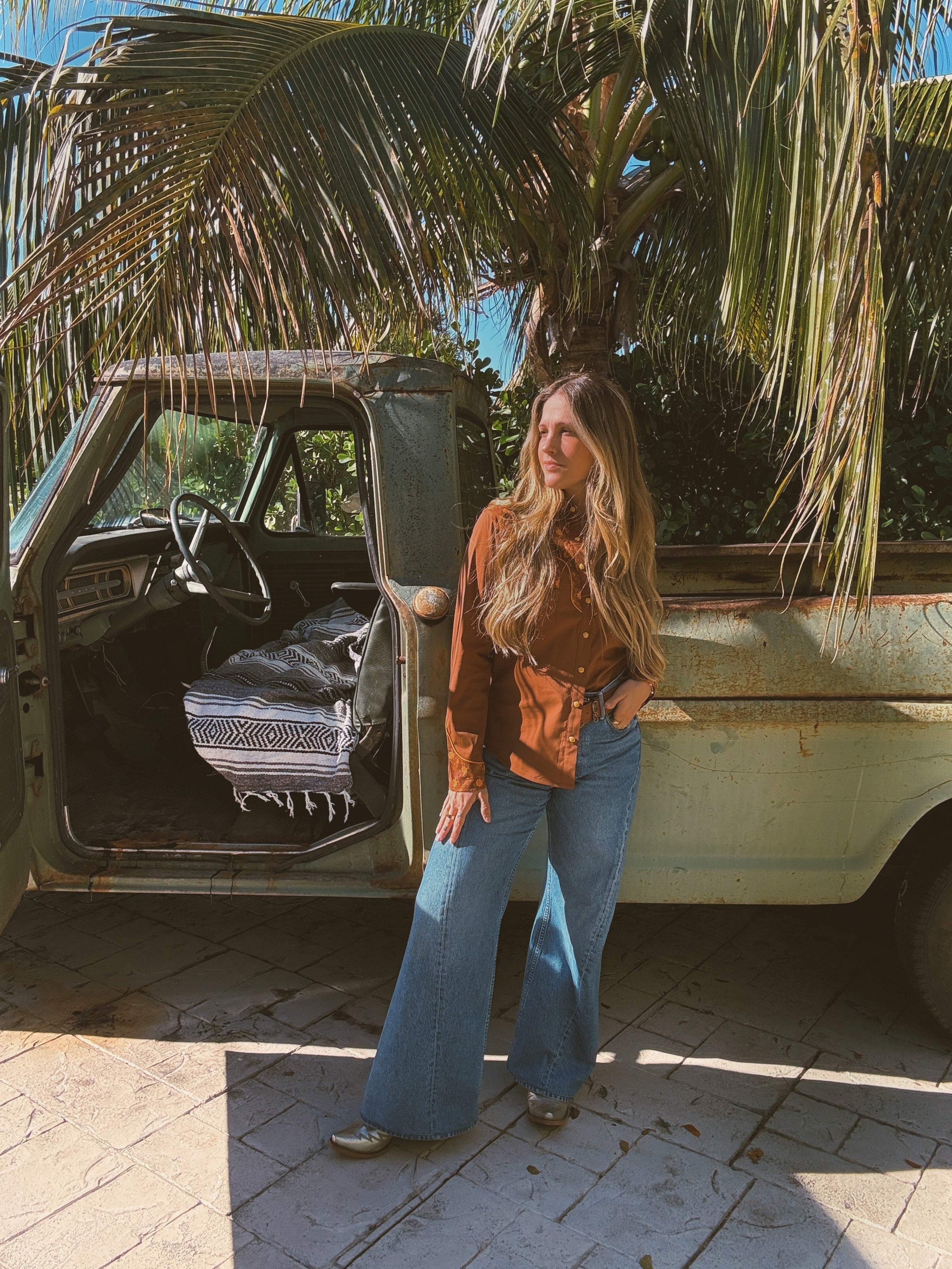 John Wayne Western Pearl Snap Button Up Top In Brown - Lil Bee's Bohemian - Flyclothing LLC