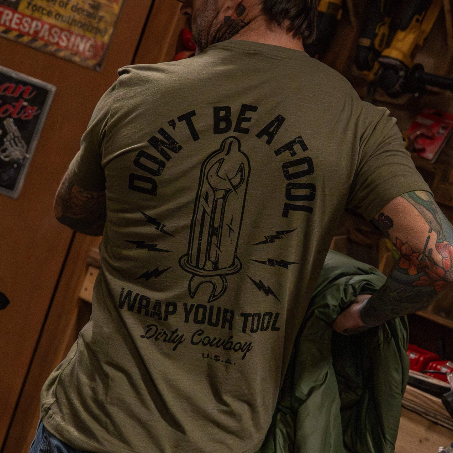 Don't Be a Fool. Wrap Your Tool Men's T-Shirt - DIRTY COWBOY USA - Flyclothing LLC