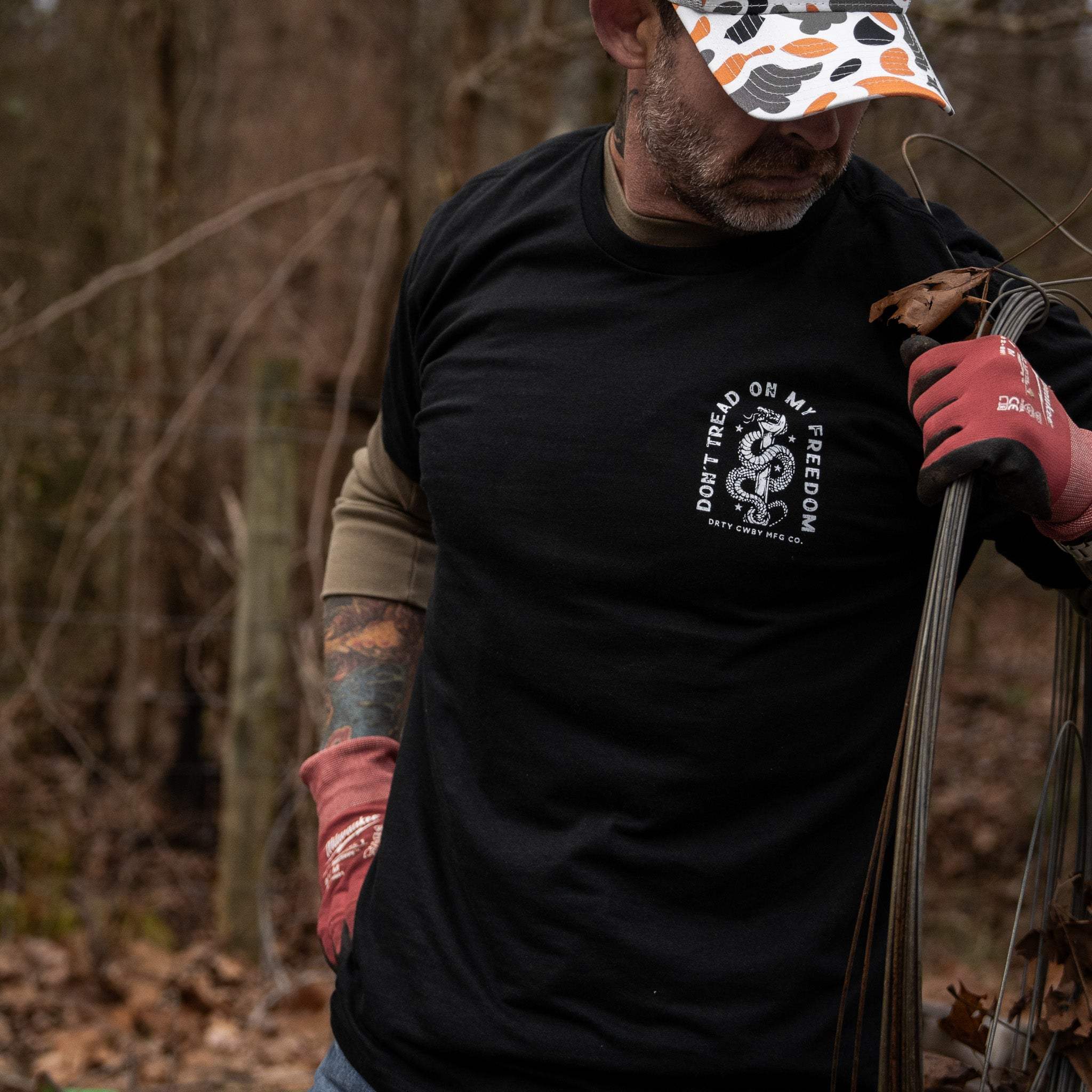 Don't Tread On My Freedom Men's T-Shirt - DIRTY COWBOY USA - Flyclothing LLC