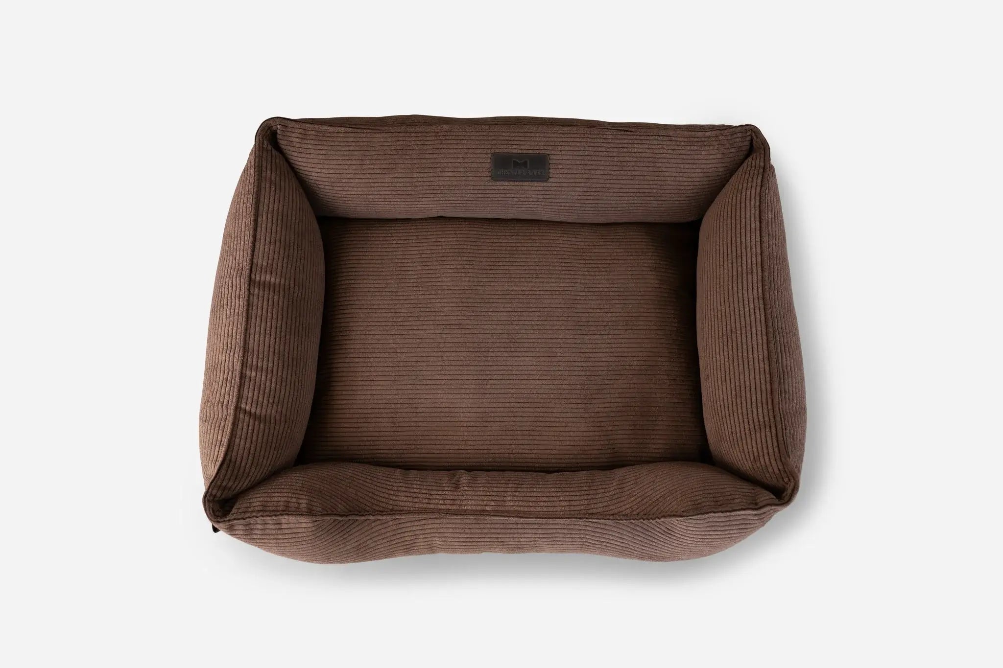 Chester & Lee | Milk Chocolate Sleeper Dog Bed - Chester & Lee - Flyclothing LLC