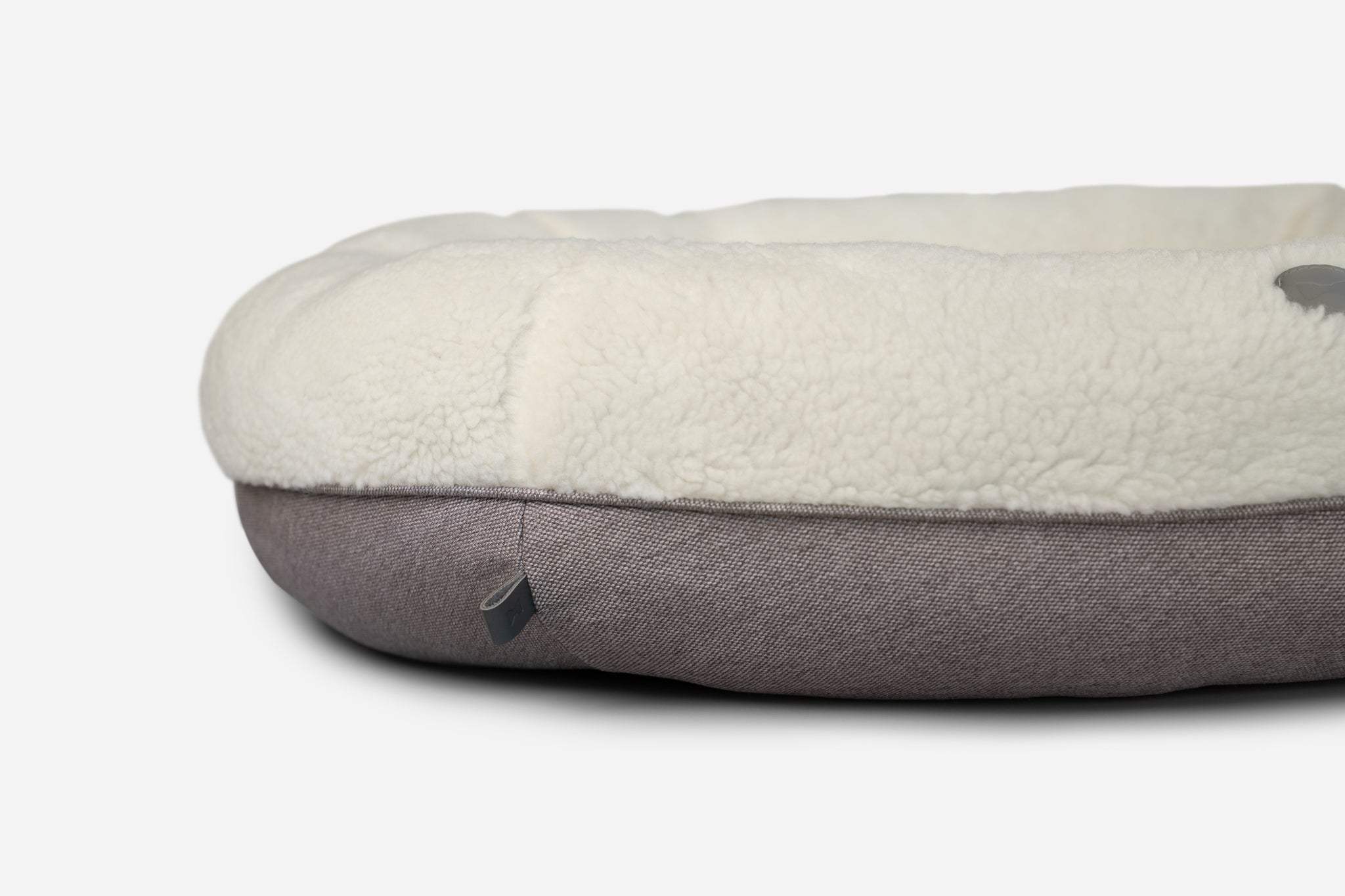 Chester & Lee | Furry Beige Donut Dog Bed - Chester & Lee - Flyclothing LLC