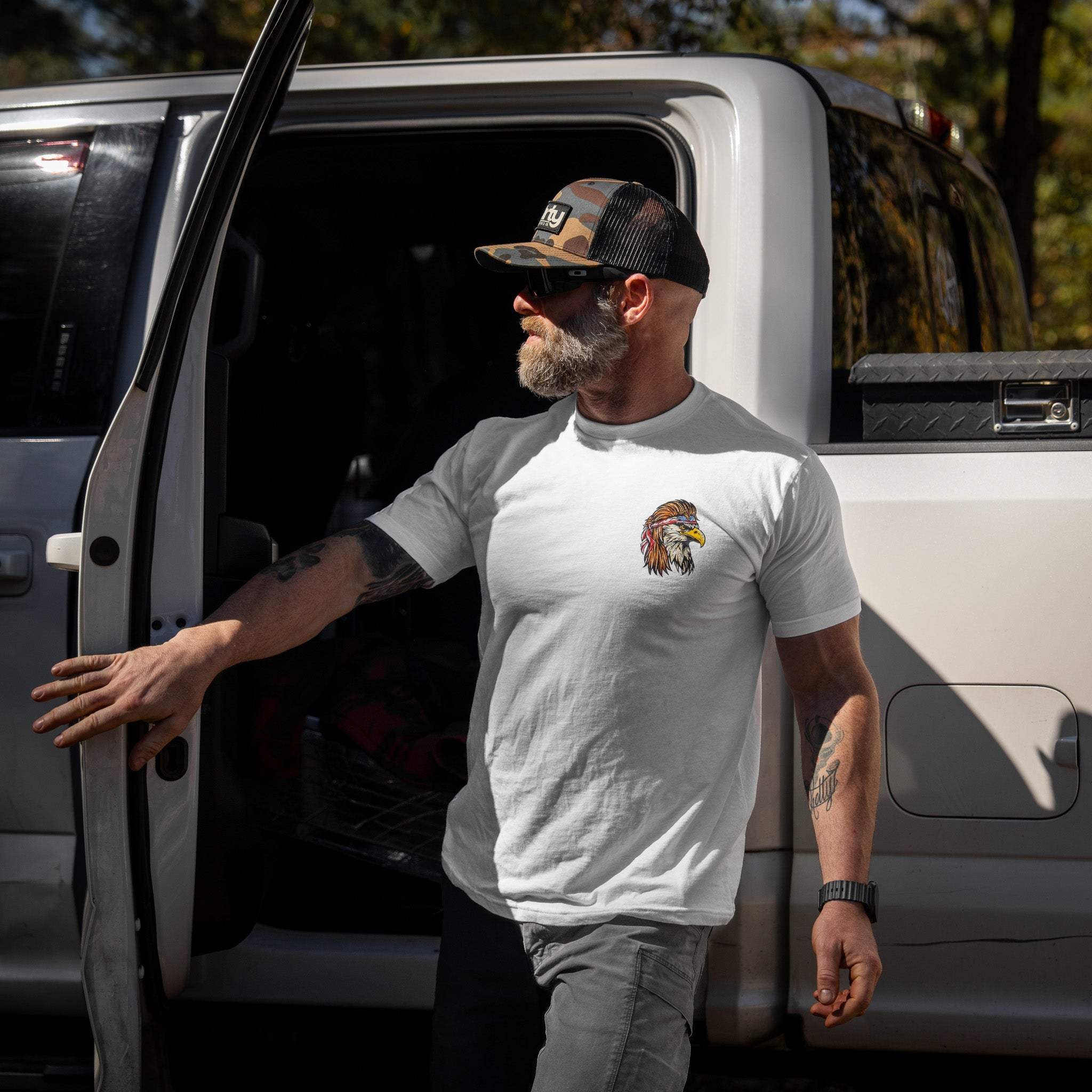 American Eagle Patriotic Men's T-Shirt - DIRTY COWBOY USA - Flyclothing LLC