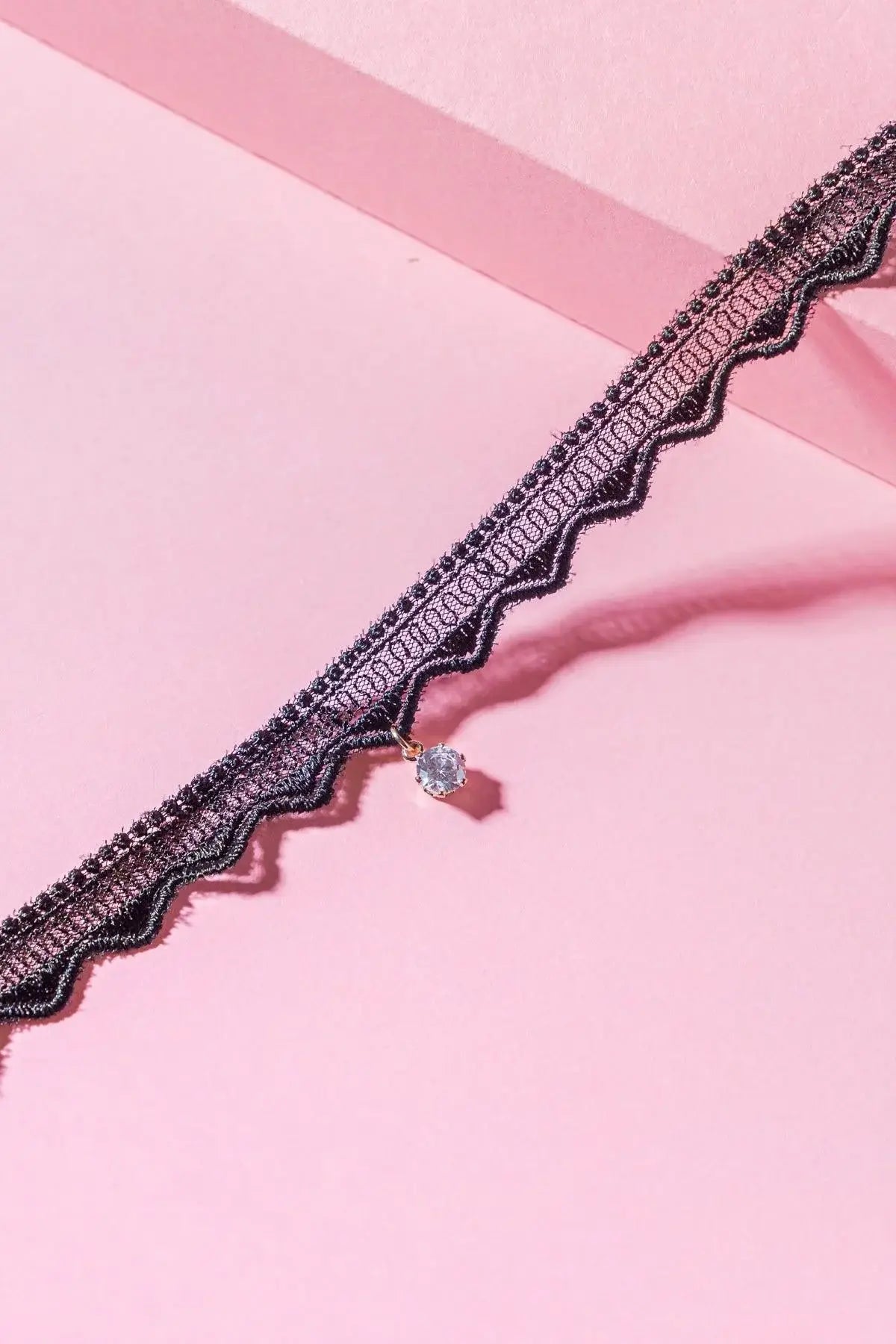 PRETTY IN LOVE CHOKER - Flying Tomato - Flyclothing LLC