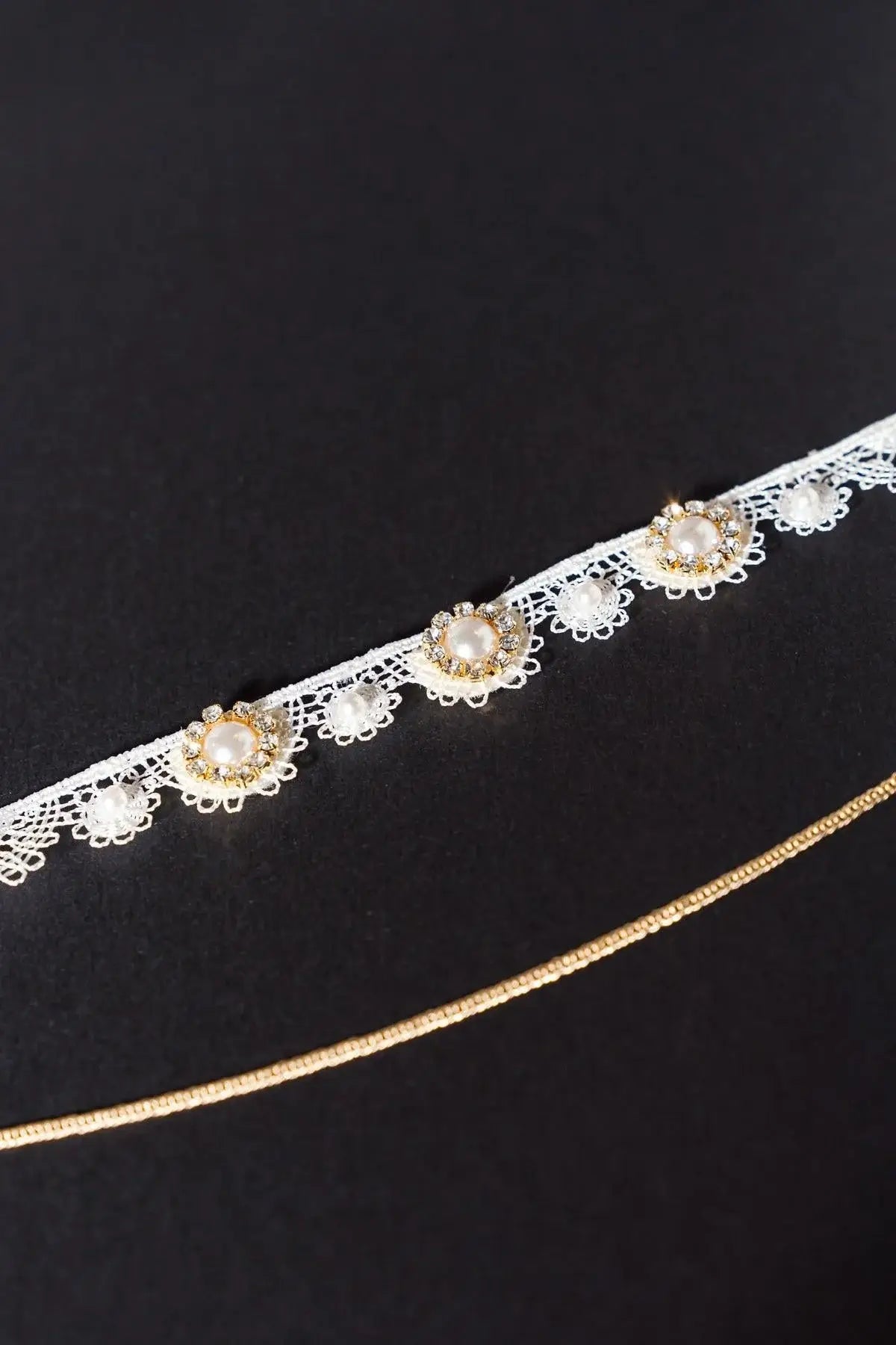 MOON CRESCENT PEARLS CHOKER - Flying Tomato - Flyclothing LLC