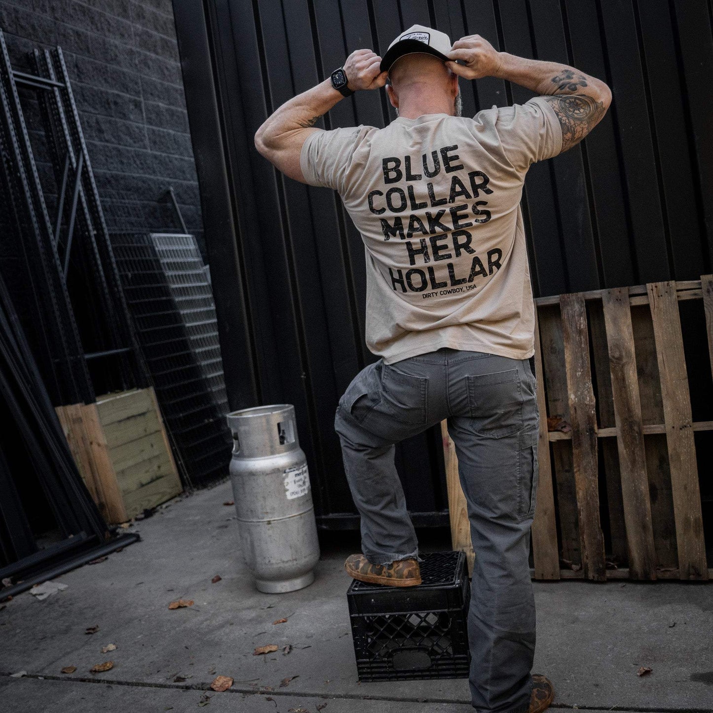 Blue Collar Makes Her Hollar Men's T-Shirt - DIRTY COWBOY USA - Flyclothing LLC