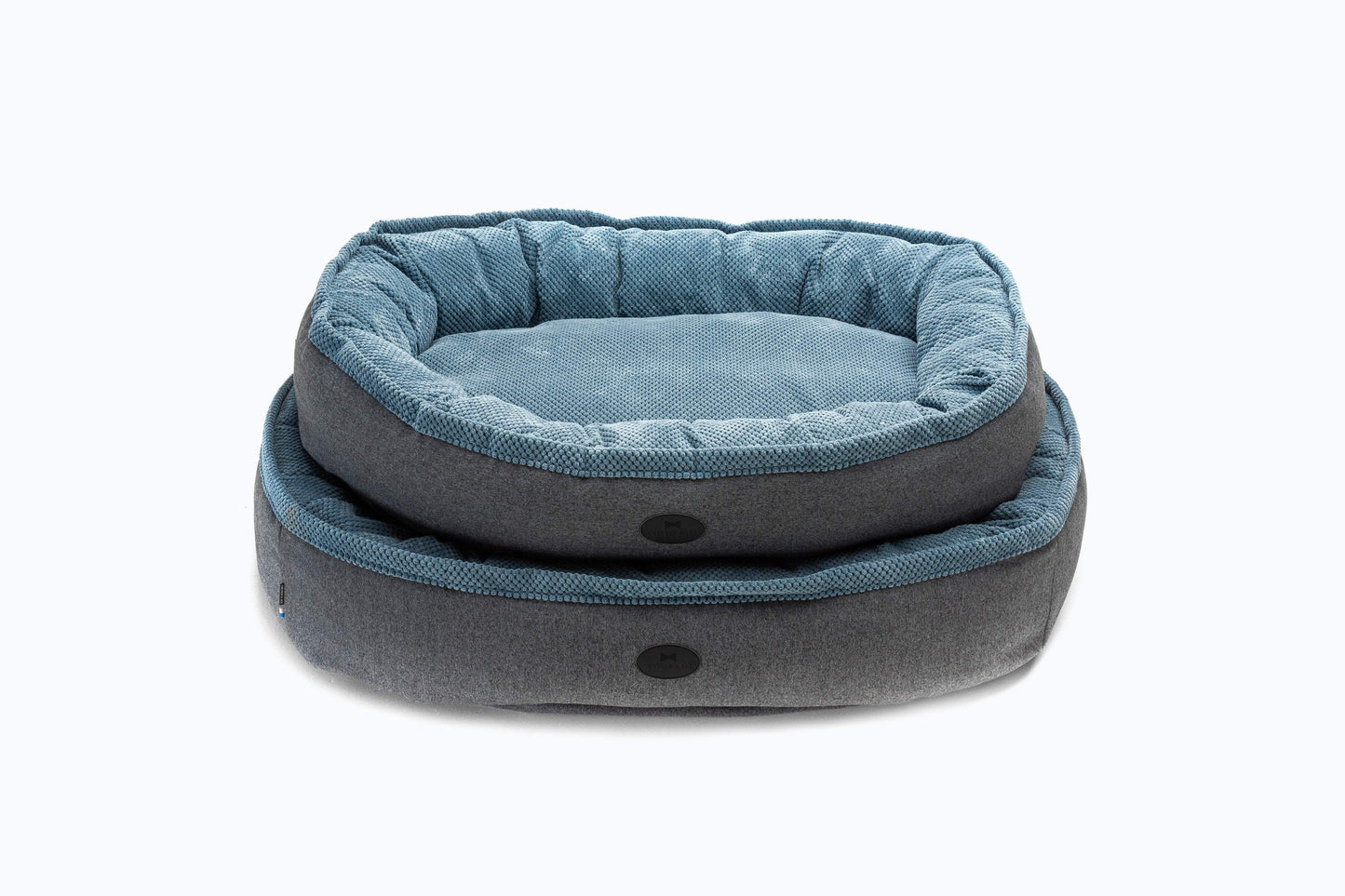 Chester & Lee | Cuddly Bagel Dog Bed - Chester & Lee - Flyclothing LLC