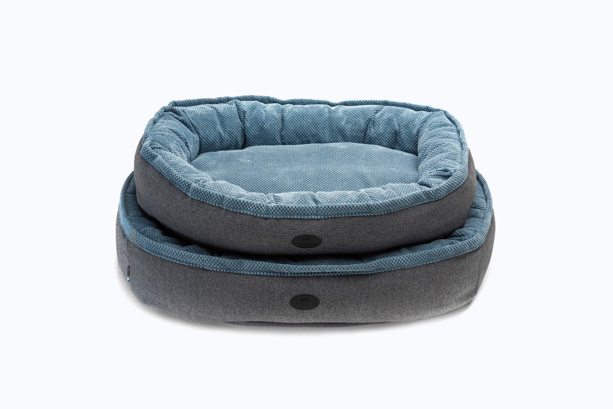 Chester & Lee | Cuddly Bagel Dog Bed - Chester & Lee - Flyclothing LLC