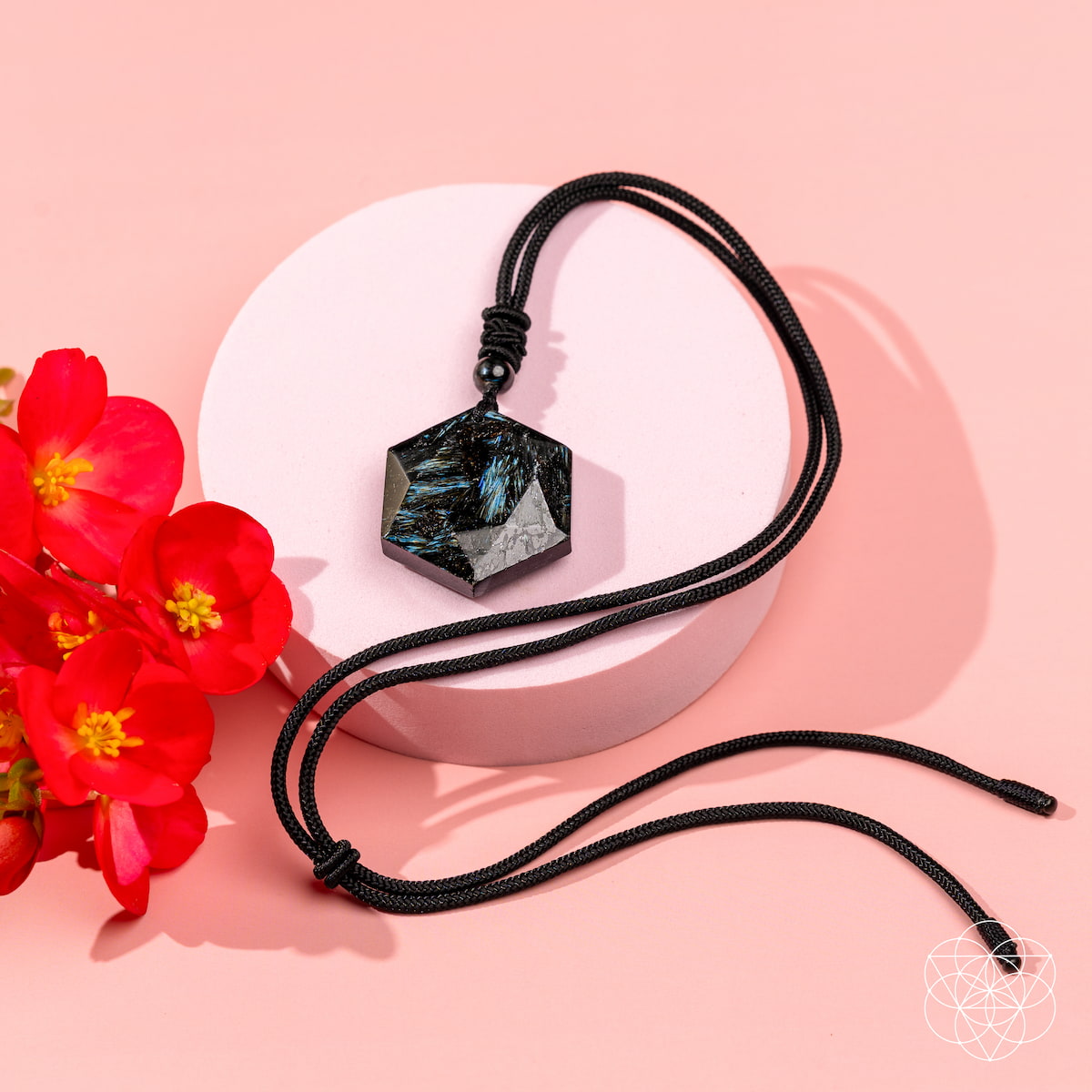 The Arfvedsonite Deep Healing Pendant - Conscious Items - Flyclothing LLC