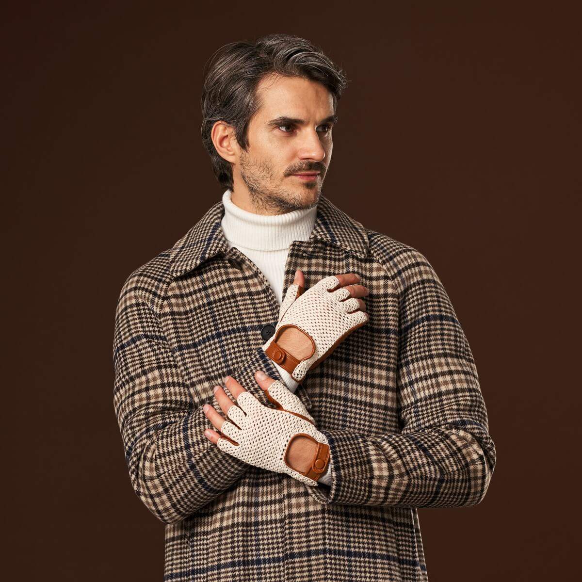 Dario (cognac) - Hand-sewn Italian crochet driving gloves from lambskin leather - Leather Gloves Online - Flyclothing LLC