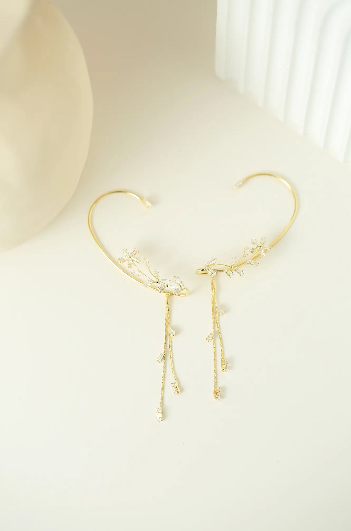 Gold Laurel Wreath Dangle Cuff Earring