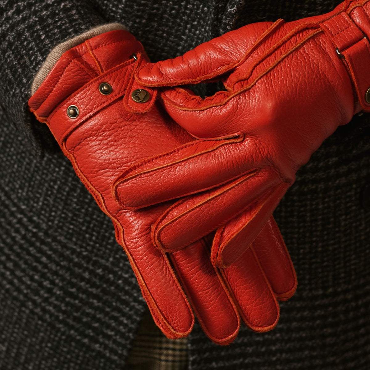Emilio (orange) – Luxurious Italian deerskin gloves with cashmere lining and adjustable snap button - Leather Gloves Online - Flyclothing LLC