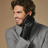 Ezra (black) - Lambskin leather gloves with warm rabbit fur lining and touchscreen feature - Leather Gloves Online - Flyclothing LLC