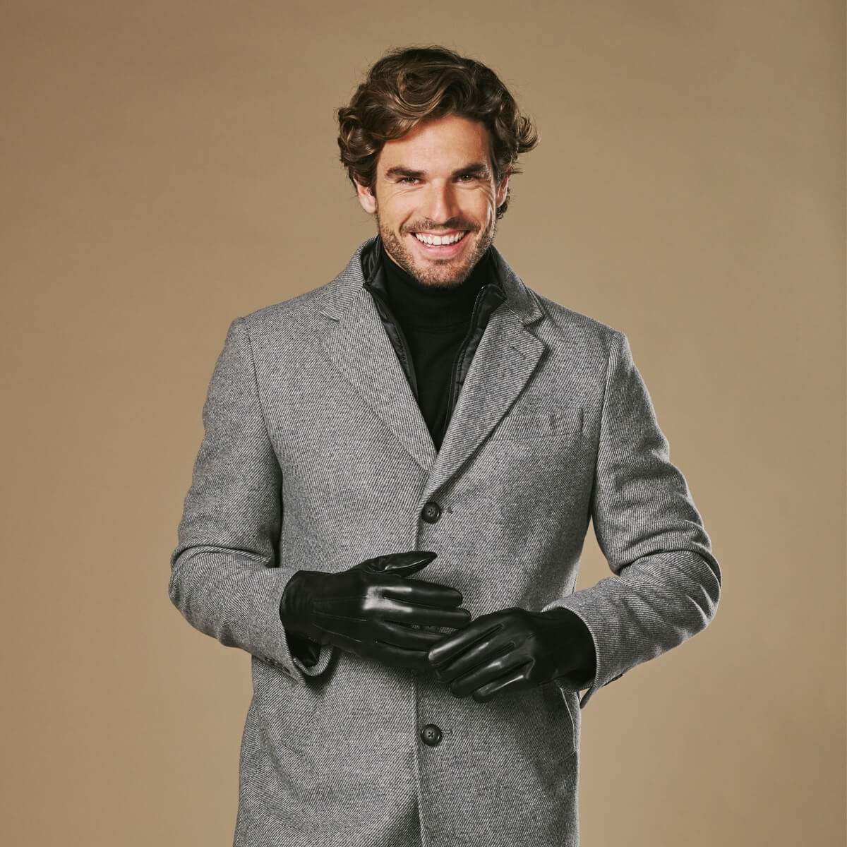 Ezra (black) - Lambskin leather gloves with warm rabbit fur lining and touchscreen feature - Leather Gloves Online - Flyclothing LLC