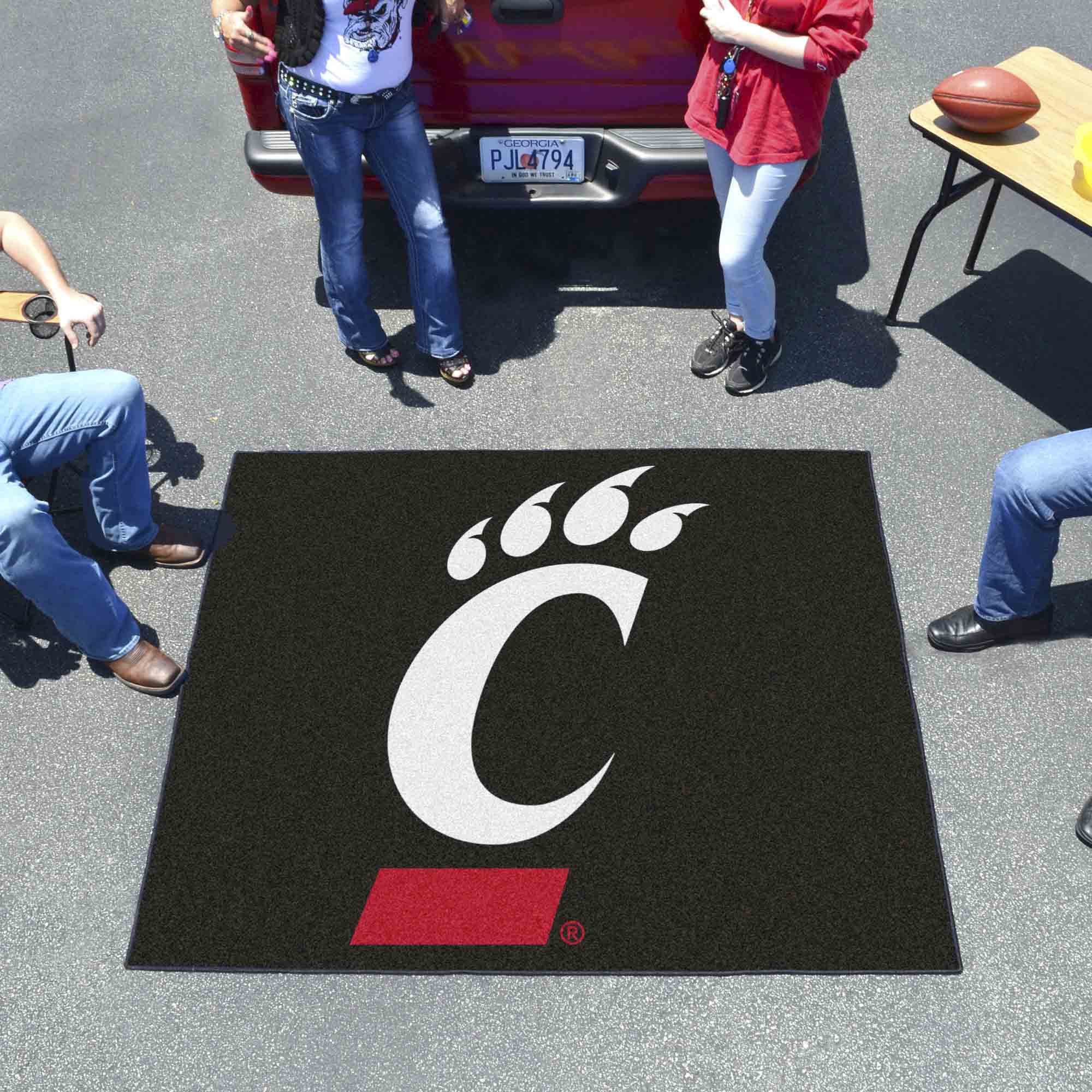 Cincinnati Bearcats Tailgater Rug - 5ft. x 6ft. - Cincinnati