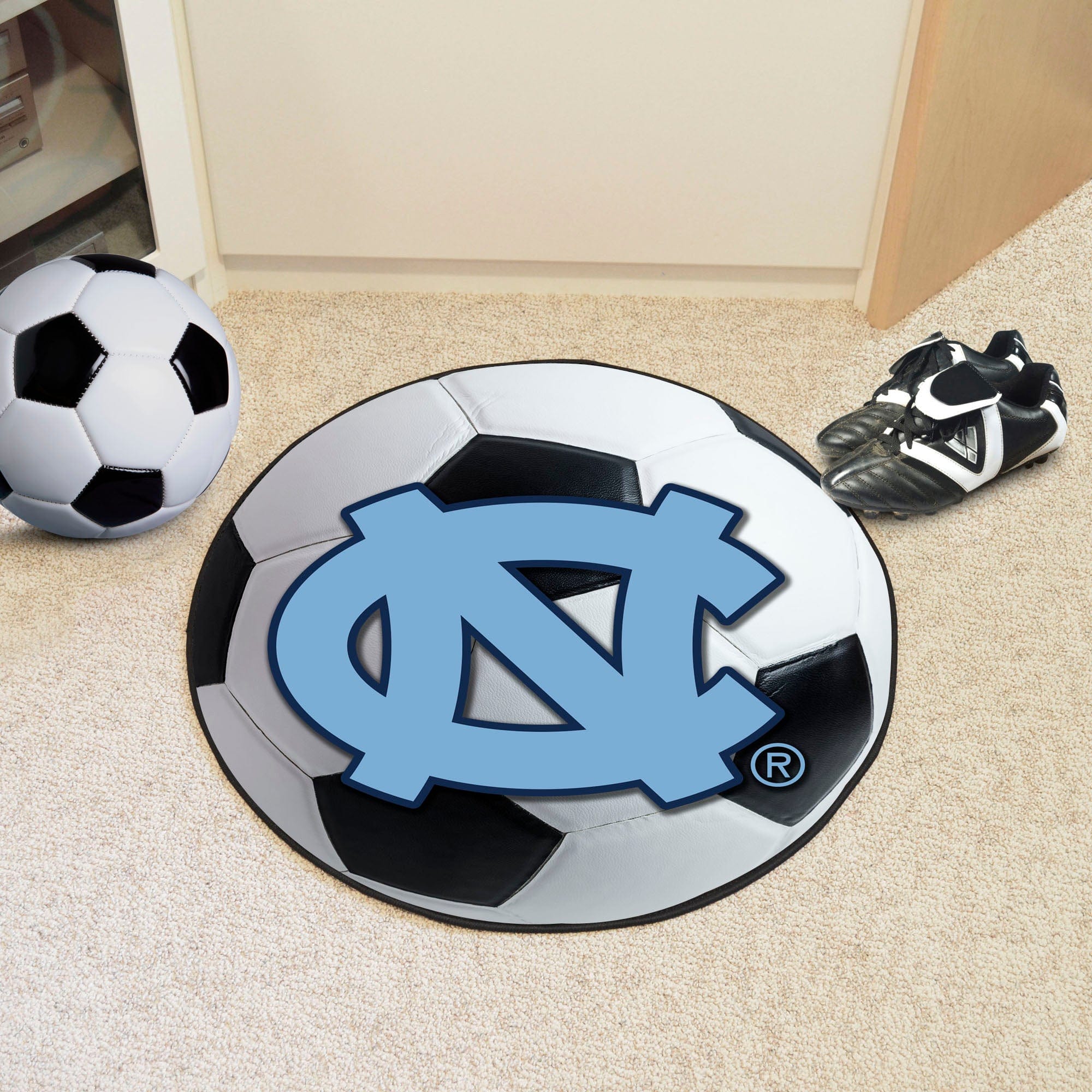 North Carolina Tar Heels Soccer Ball Rug - 27in. Diameter - North Carolina