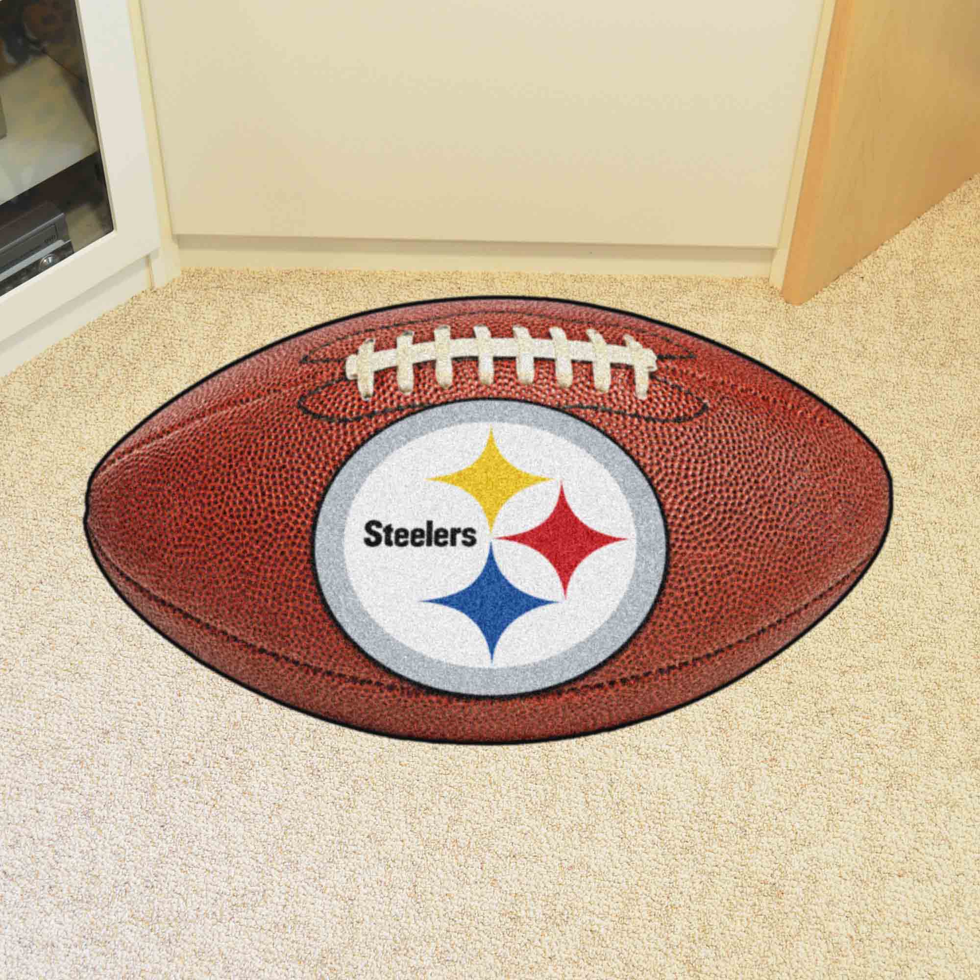 Pittsburgh Steelers Football Rug - 20.5in. x 32.5in. - Pittsburgh Steelers