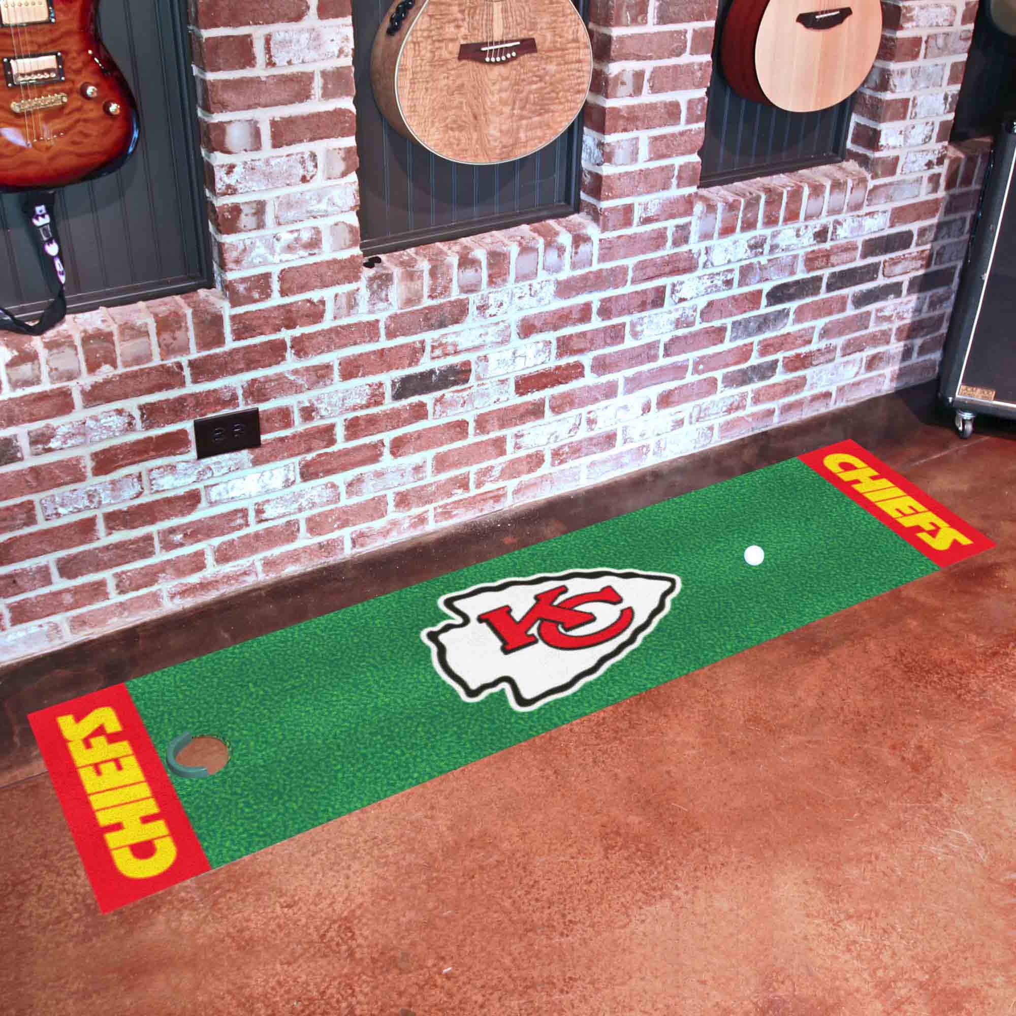 Kansas City Chiefs Putting Green Mat - 1.5ft. x 6ft. - Kansas City Chiefs